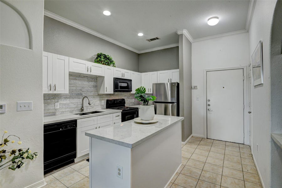Property photo for 1441 East Street, #107, Houston, TX