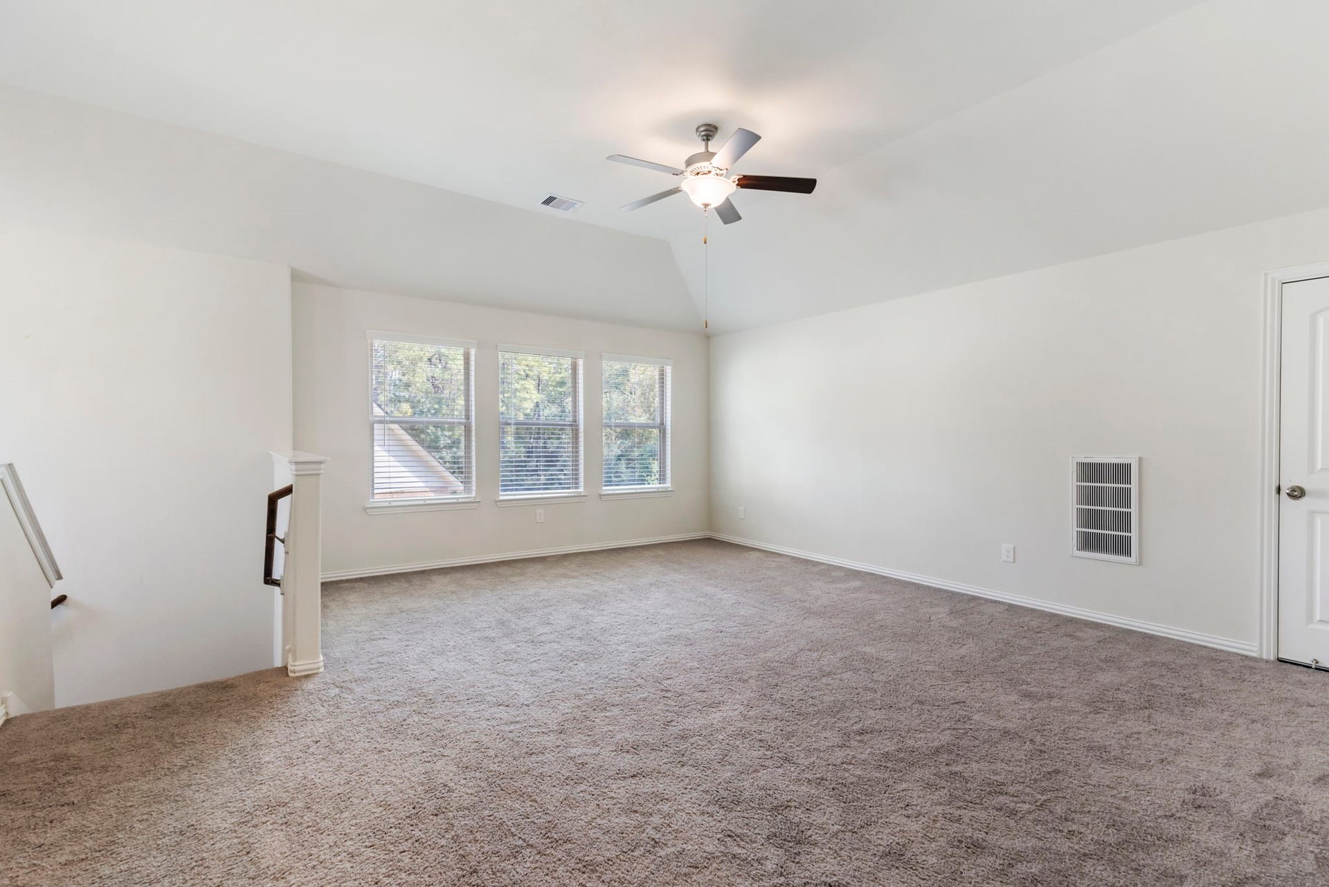 28068 Dove Chase Drive, Spring, TX 77386