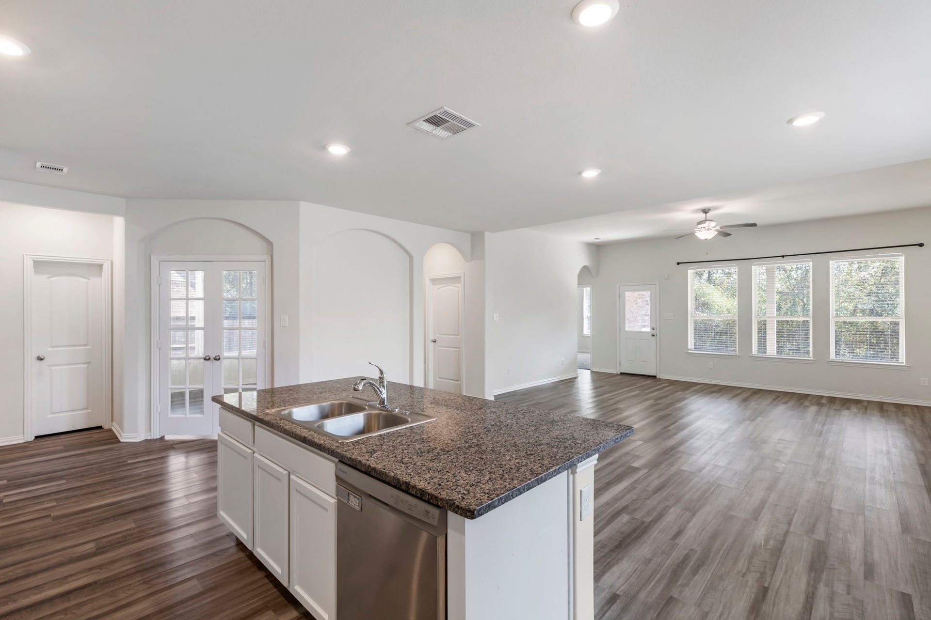 28068 Dove Chase Drive, Spring, TX 77386