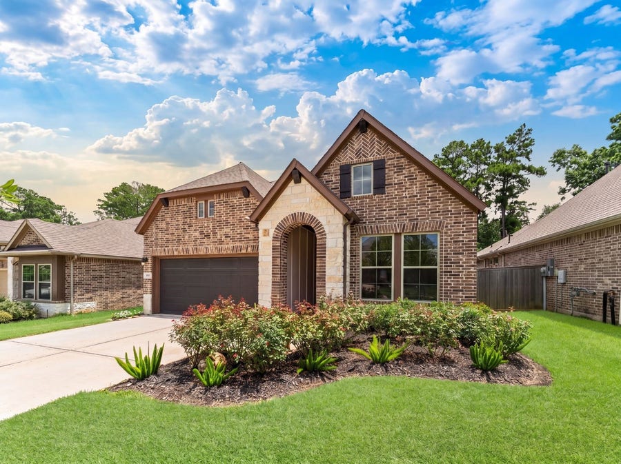 Property photo for 128 Winged Elm Court, Conroe, TX