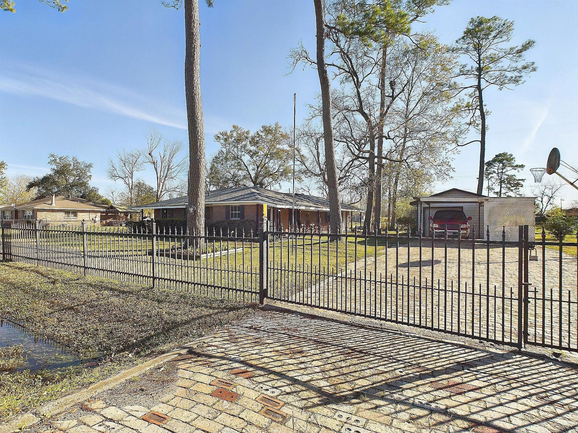 2814 Balmorhea Avenue, Houston, TX 77039 2814 Balmorhea Avenue, Houston, TX 77039