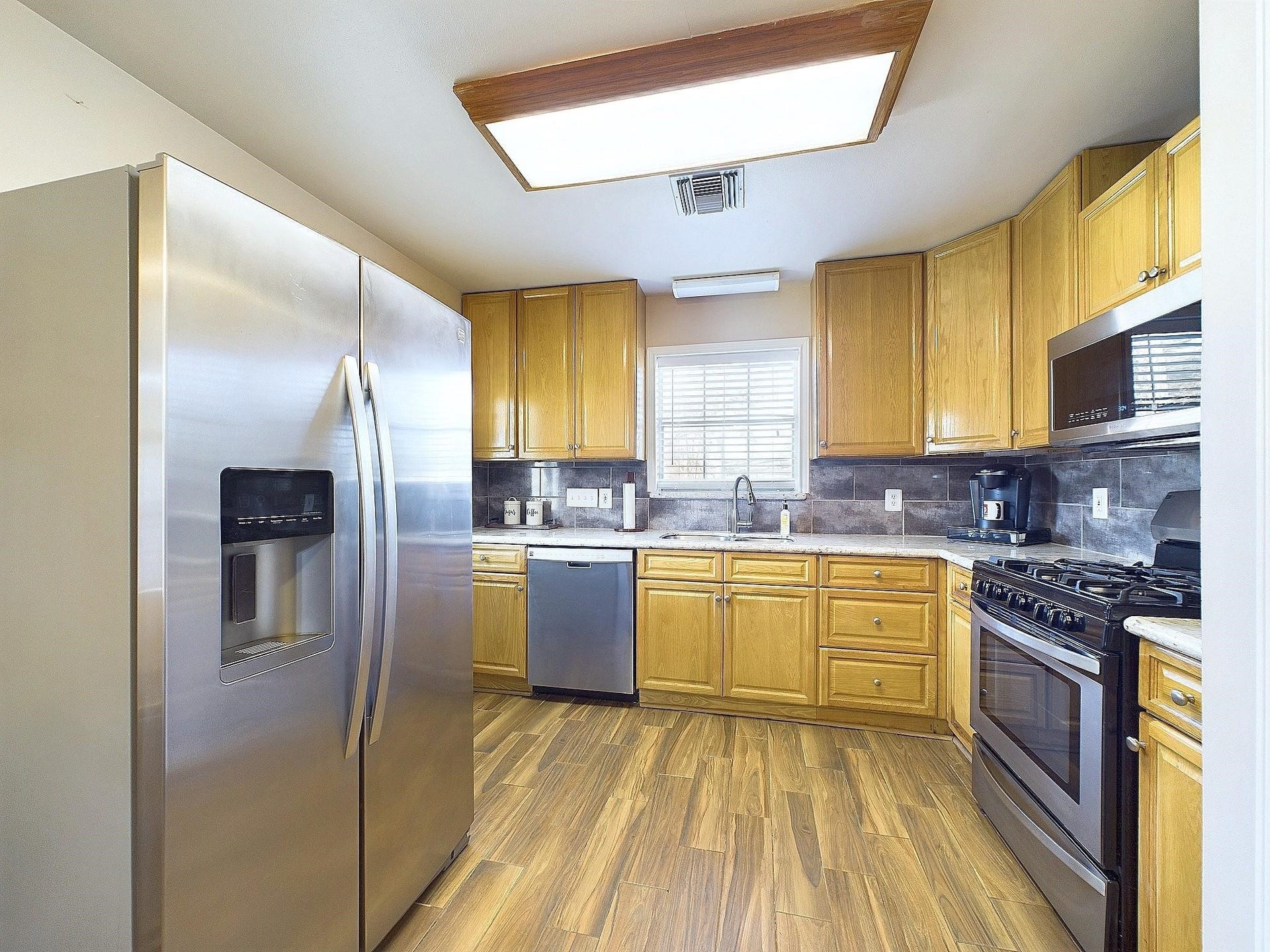 2814 Balmorhea Avenue, Houston, TX 77039 2814 Balmorhea Avenue, Houston, TX 77039