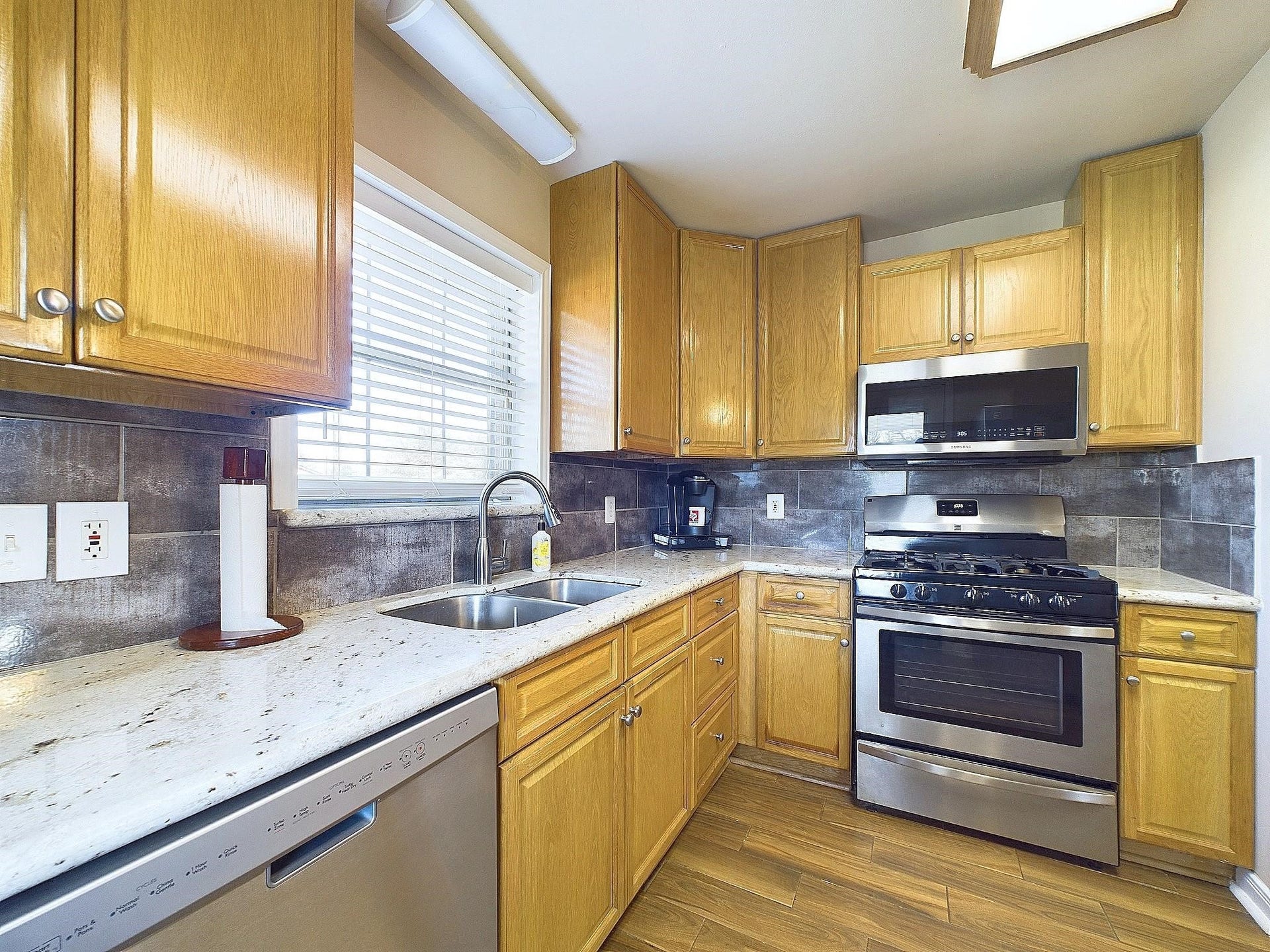 2814 Balmorhea Avenue, Houston, TX 77039 2814 Balmorhea Avenue, Houston, TX 77039