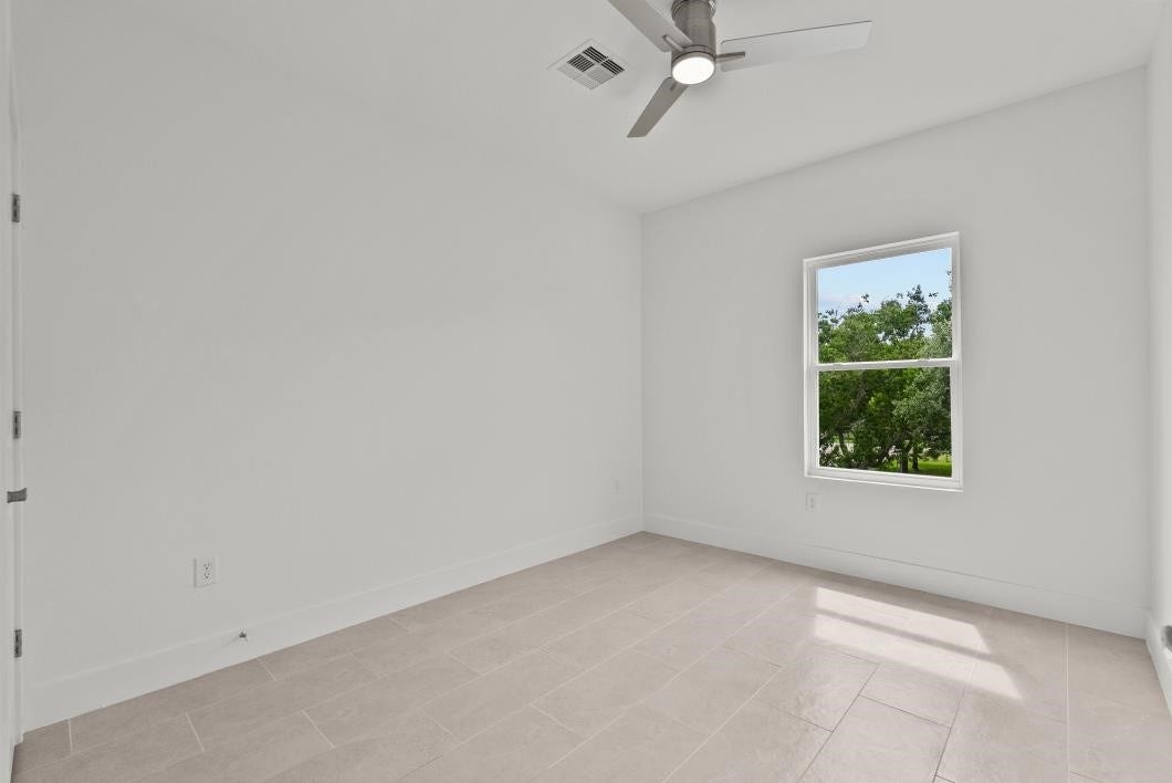 512 2nd, San Leon, TX 77539 512 2nd, San Leon, TX 77539