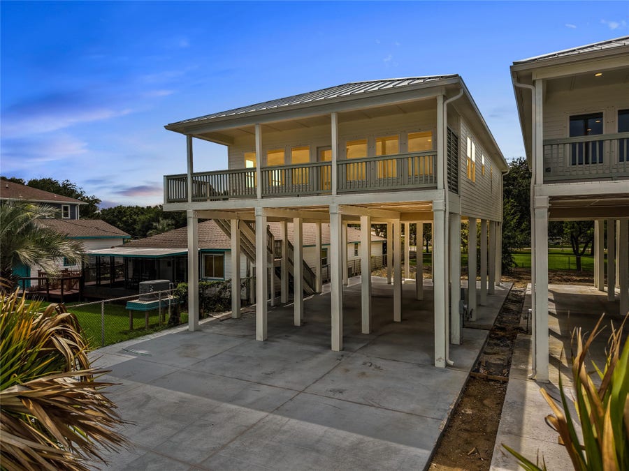 Property photo for 512 2nd, San Leon, TX