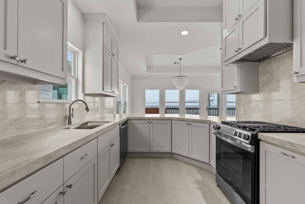 512 2nd, San Leon, TX 77539 512 2nd, San Leon, TX 77539