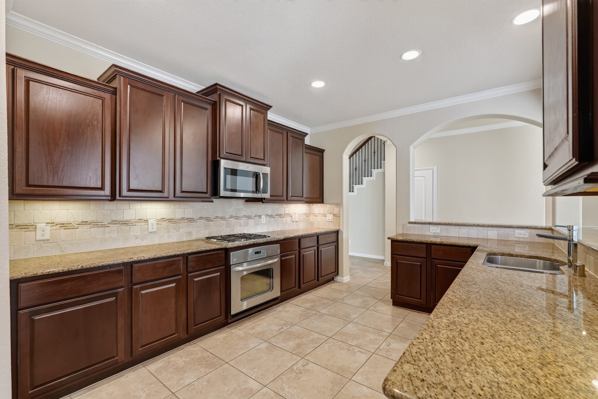 71 Sawbridge Circle, The Woodlands, TX 77389 71 Sawbridge Circle, The Woodlands, TX 77389