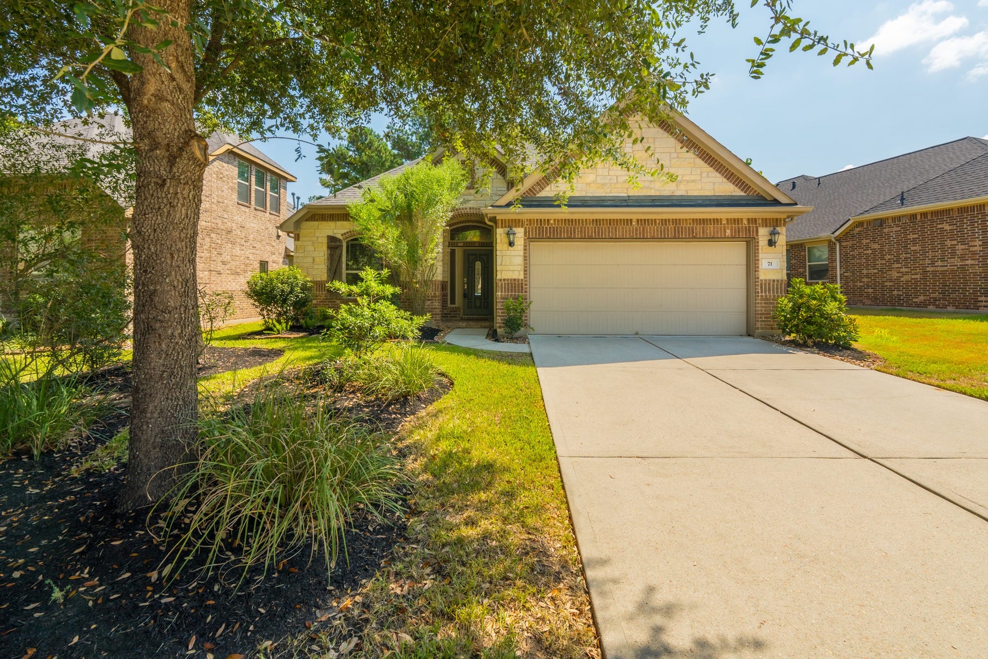 71 Sawbridge Circle, The Woodlands, TX 77389 71 Sawbridge Circle, The Woodlands, TX 77389