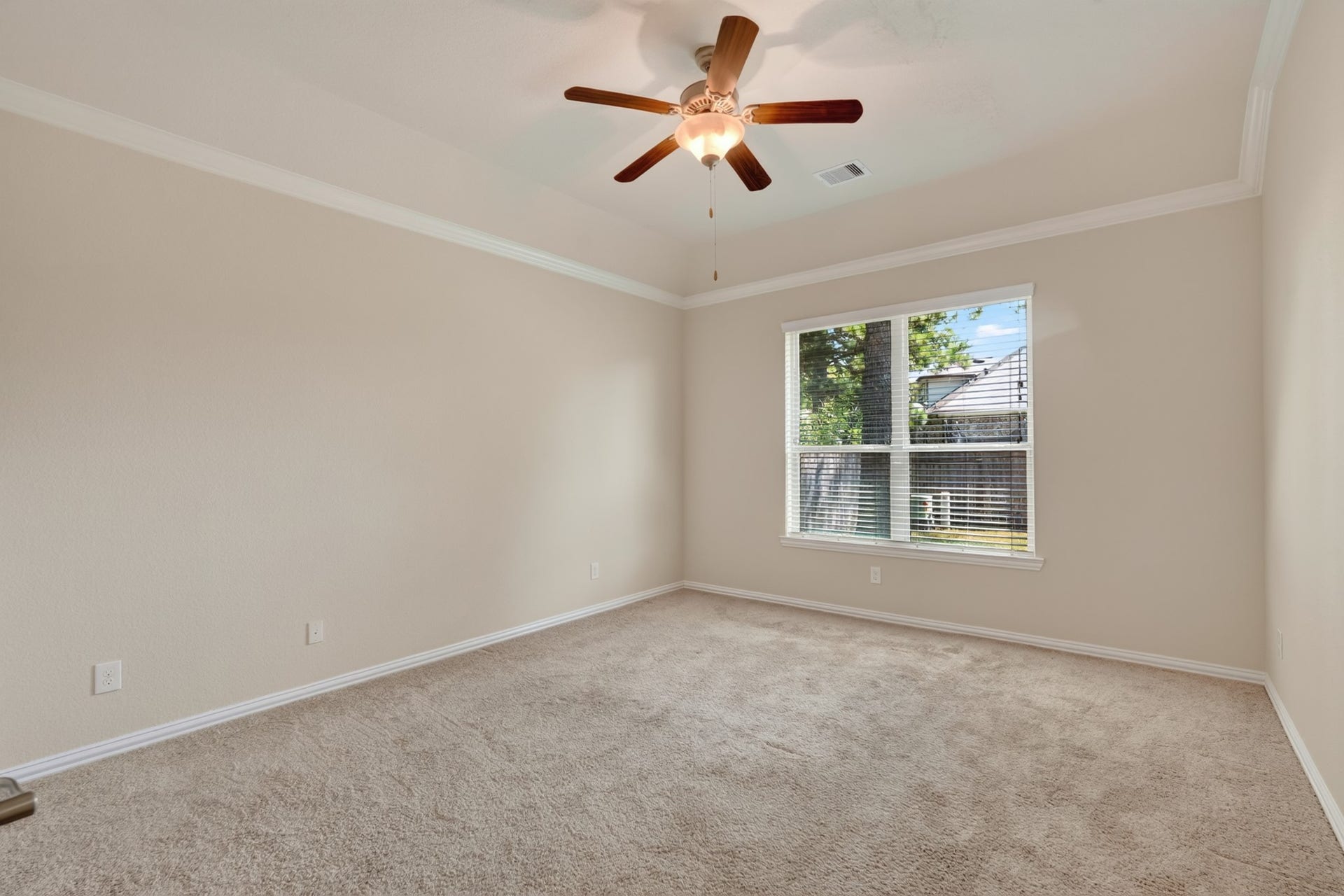 71 Sawbridge Circle, The Woodlands, TX 77389 71 Sawbridge Circle, The Woodlands, TX 77389