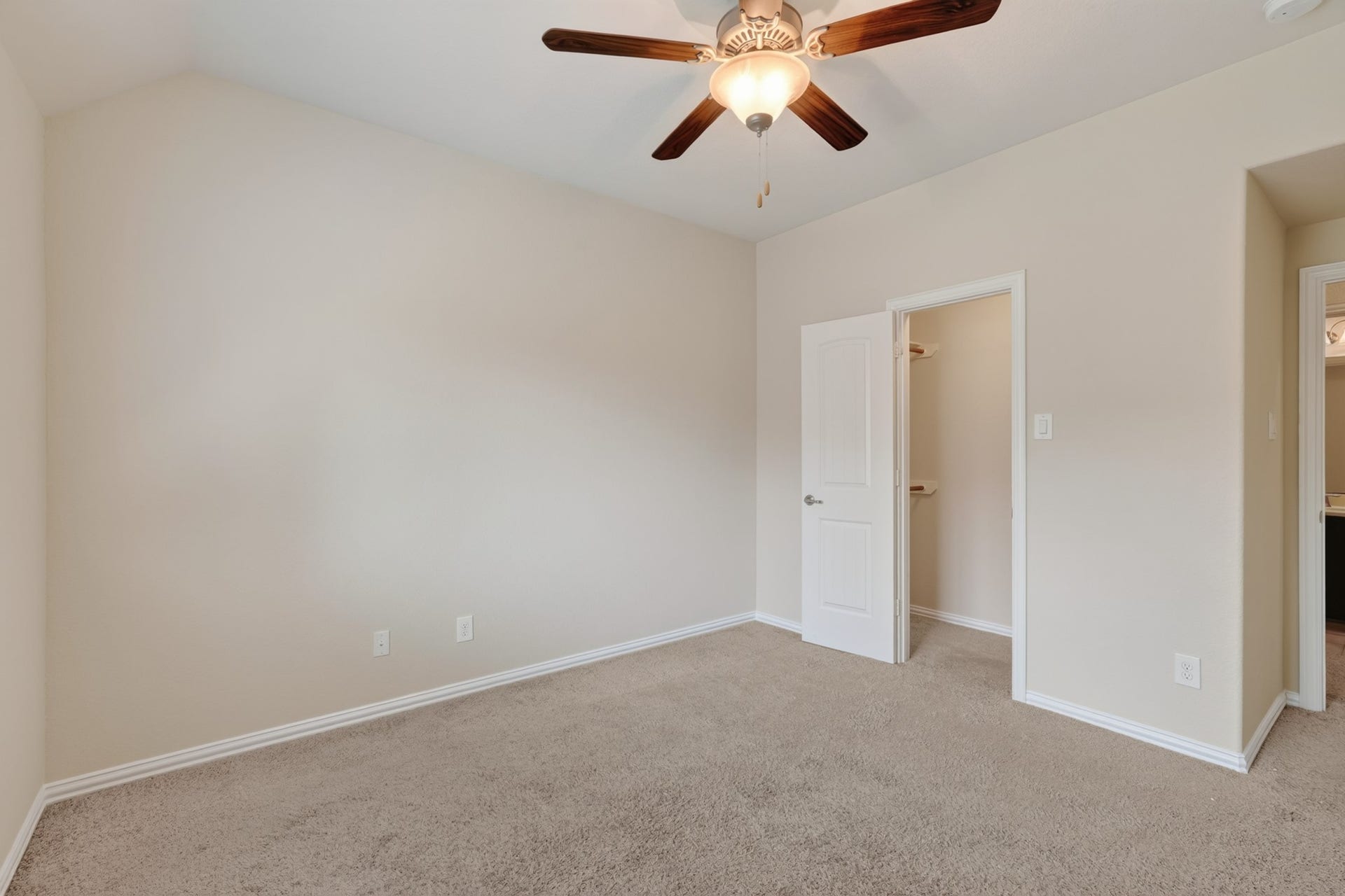 71 Sawbridge Circle, The Woodlands, TX 77389 71 Sawbridge Circle, The Woodlands, TX 77389
