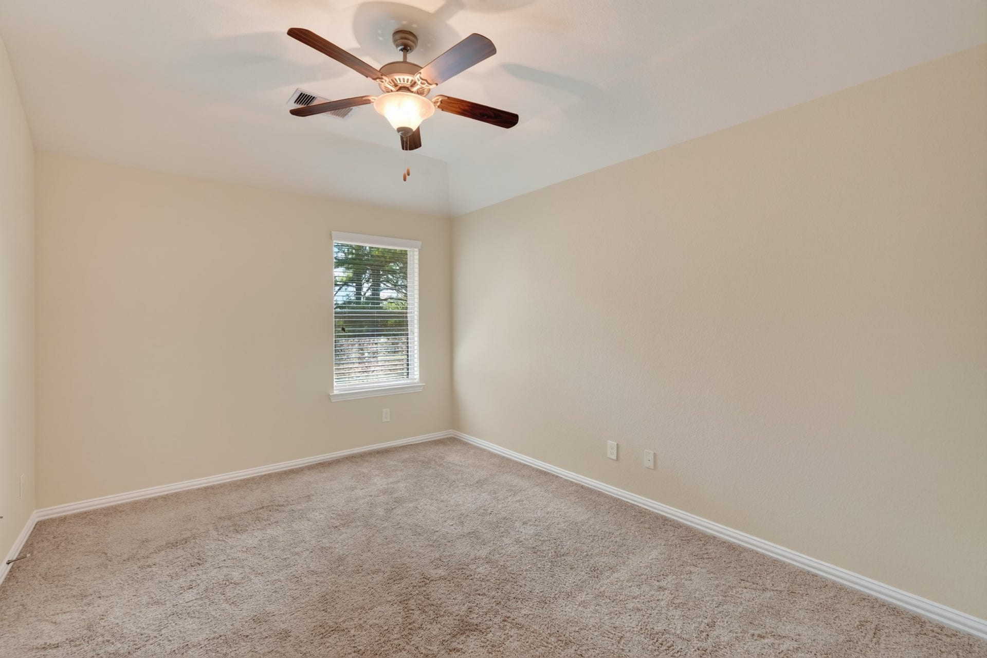 71 Sawbridge Circle, The Woodlands, TX 77389 71 Sawbridge Circle, The Woodlands, TX 77389