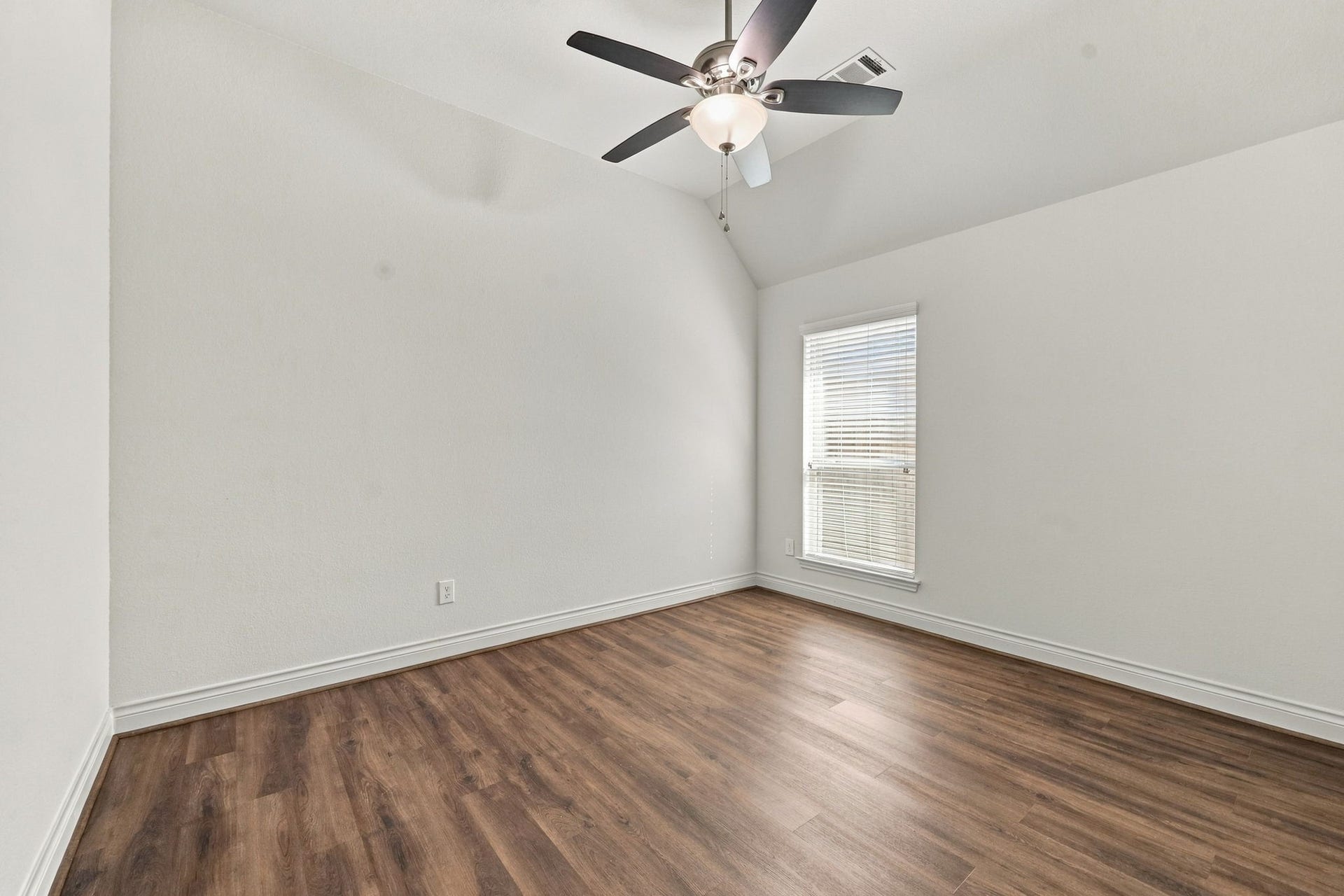 3107 Primrose Canyon Lane, Pearland, TX 77584 3107 Primrose Canyon Lane, Pearland, TX 77584