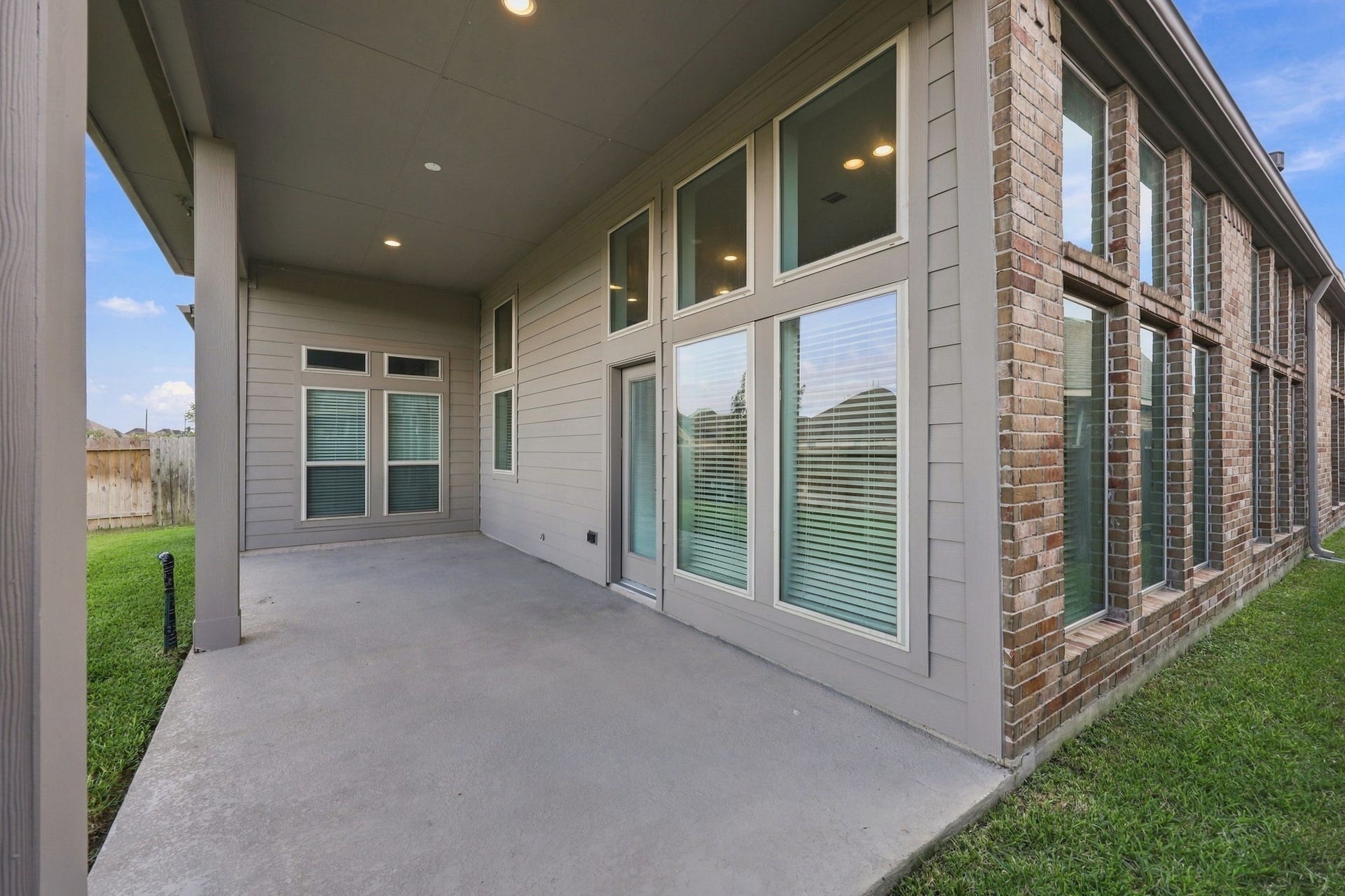 3107 Primrose Canyon Lane, Pearland, TX 77584 3107 Primrose Canyon Lane, Pearland, TX 77584