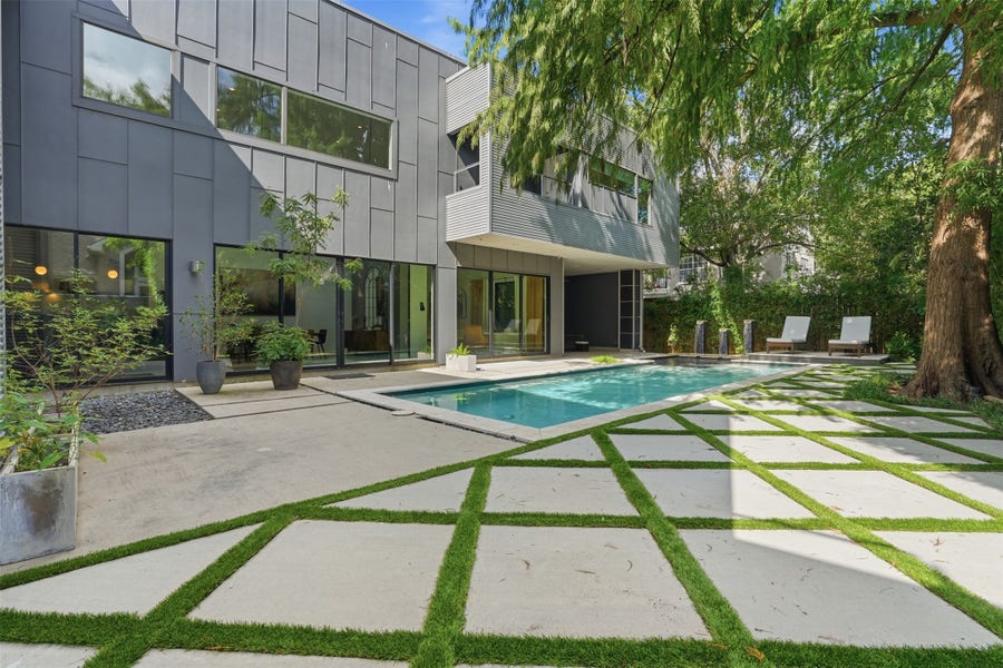 Property photo for 2412 Helena Street, Houston, TX