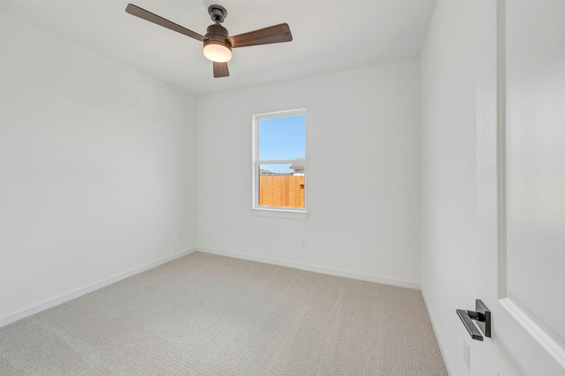 671 Daniel Lake Lane, Dayton, TX 77535 Bedroom 3