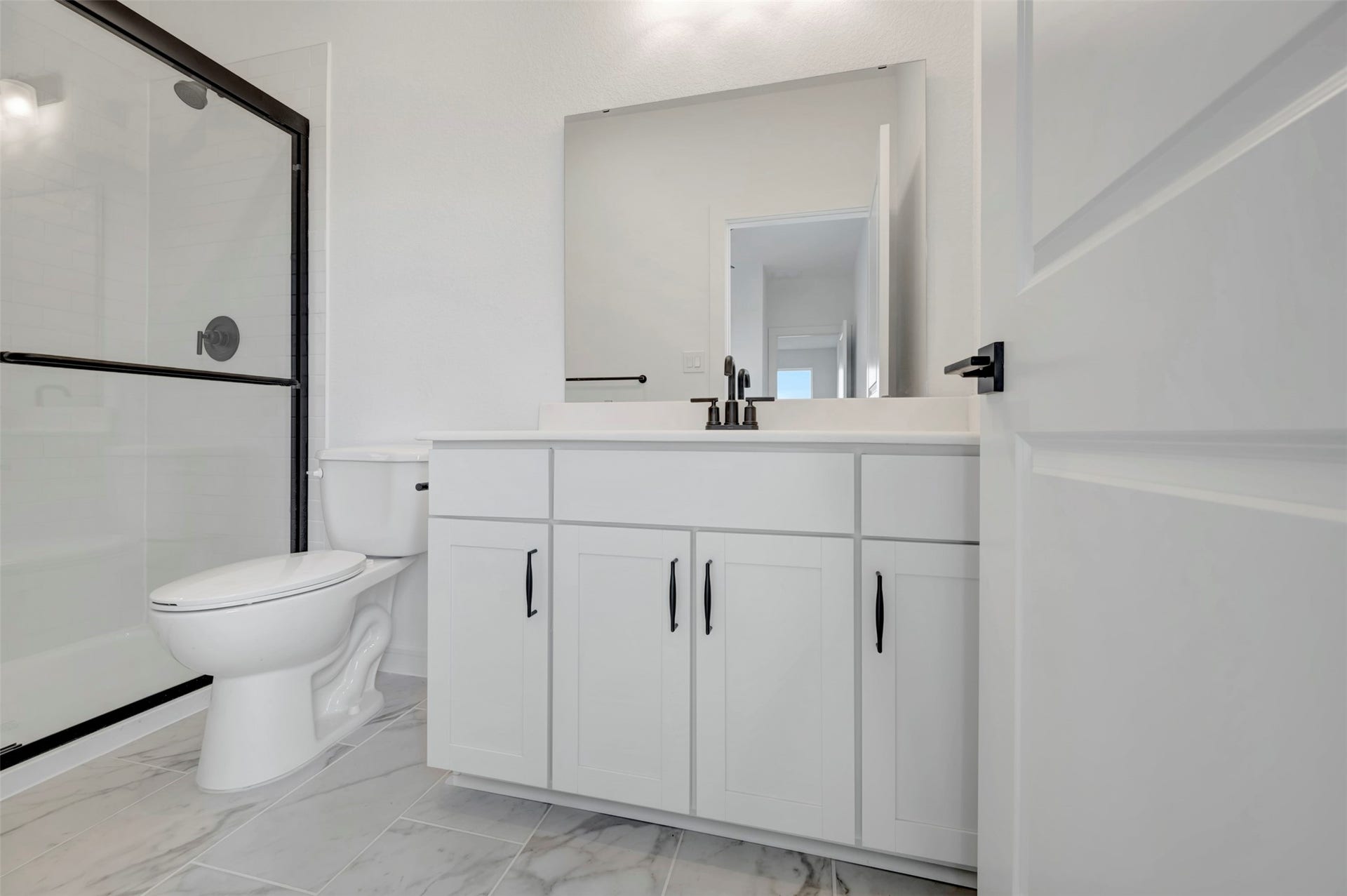 671 Daniel Lake Lane, Dayton, TX 77535 ESP bath