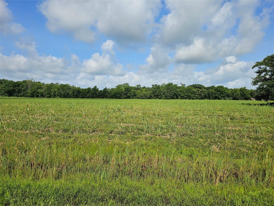 Property photo for 400 Pony Trail, Angleton, TX