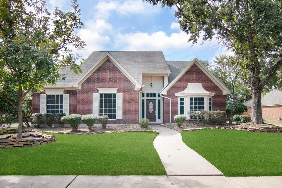 Property photo for 15118 Greenleaf Lane, Houston, TX