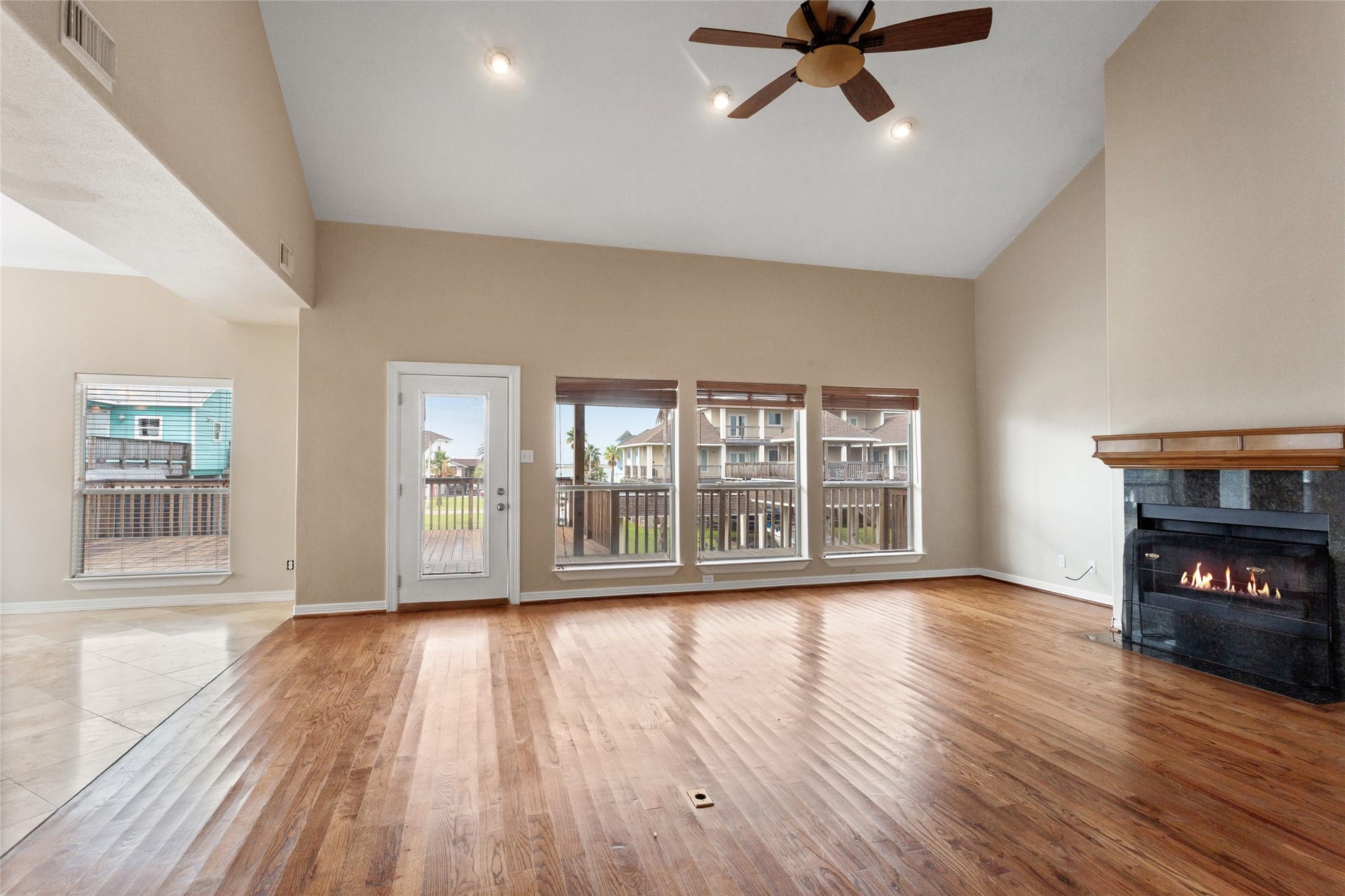 1110 Papeete Street, Tiki Island, TX 77554 1110 Papeete Street, Tiki Island, TX 77554