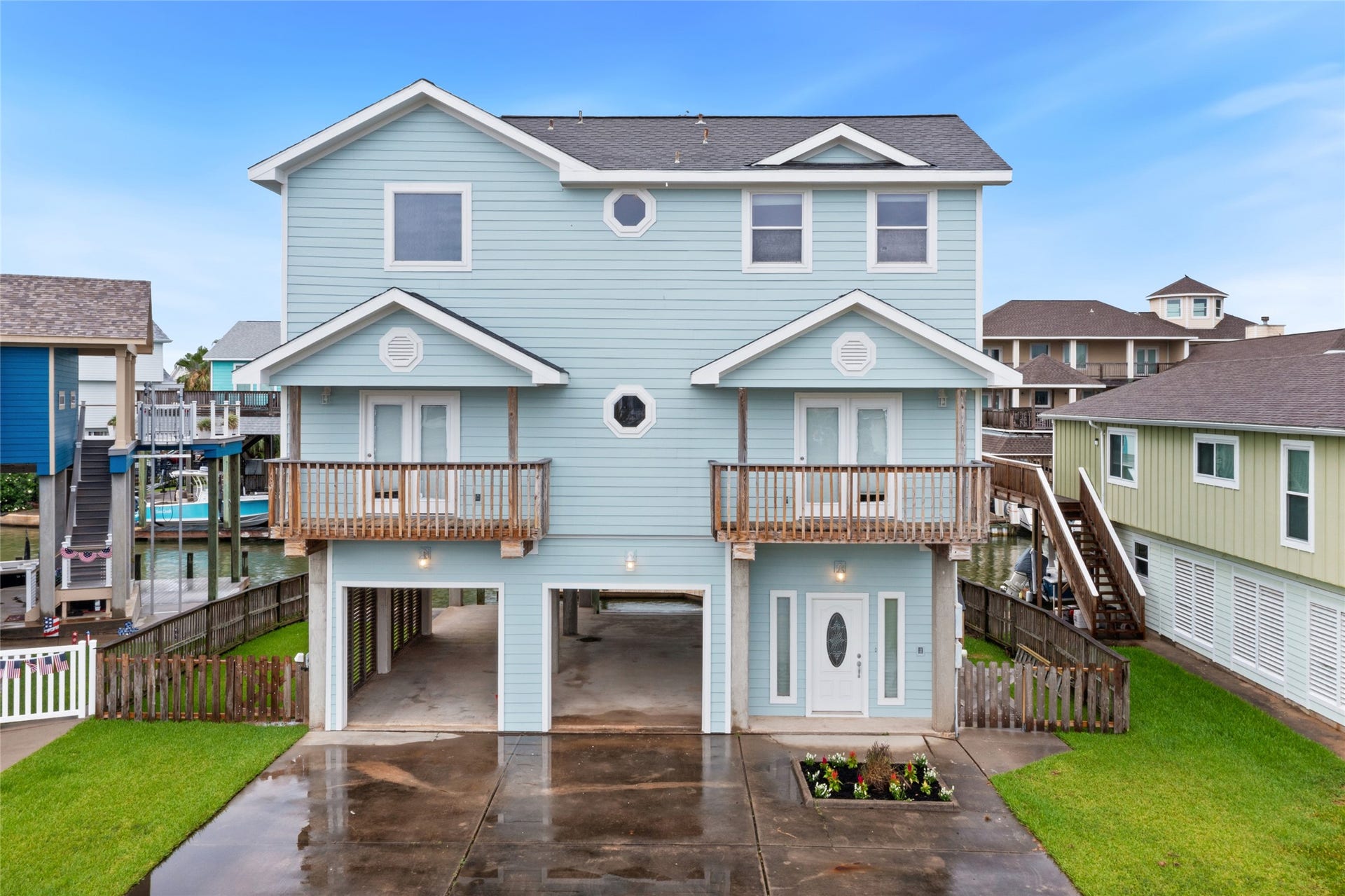 1110 Papeete Street, Tiki Island, TX 77554 1110 Papeete Street, Tiki Island, TX 77554