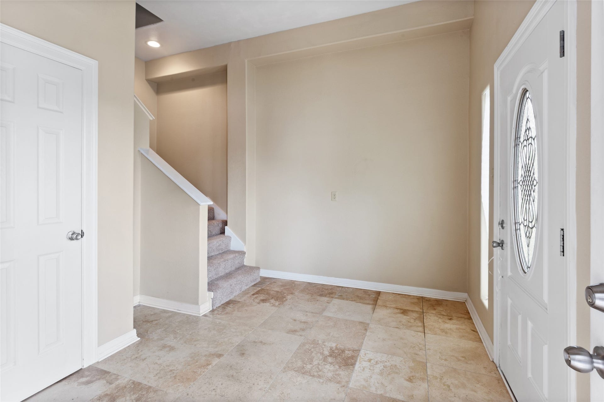 1110 Papeete Street, Tiki Island, TX 77554 First floor foyer/entry to second floor