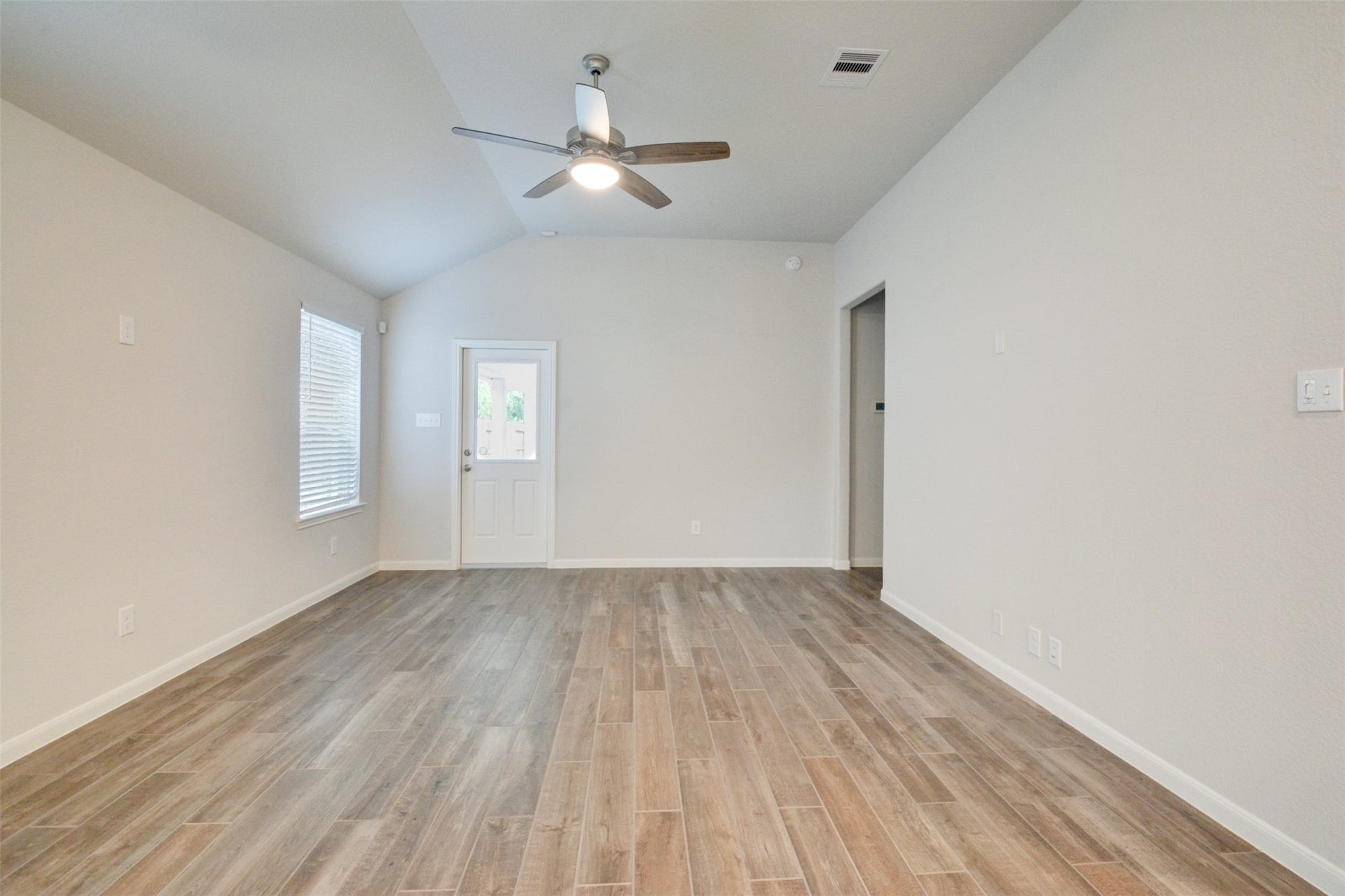 19127 Friesian Stallion Lane, Tomball, TX 77377 19127 Friesian Stallion Lane, Tomball, TX 77377