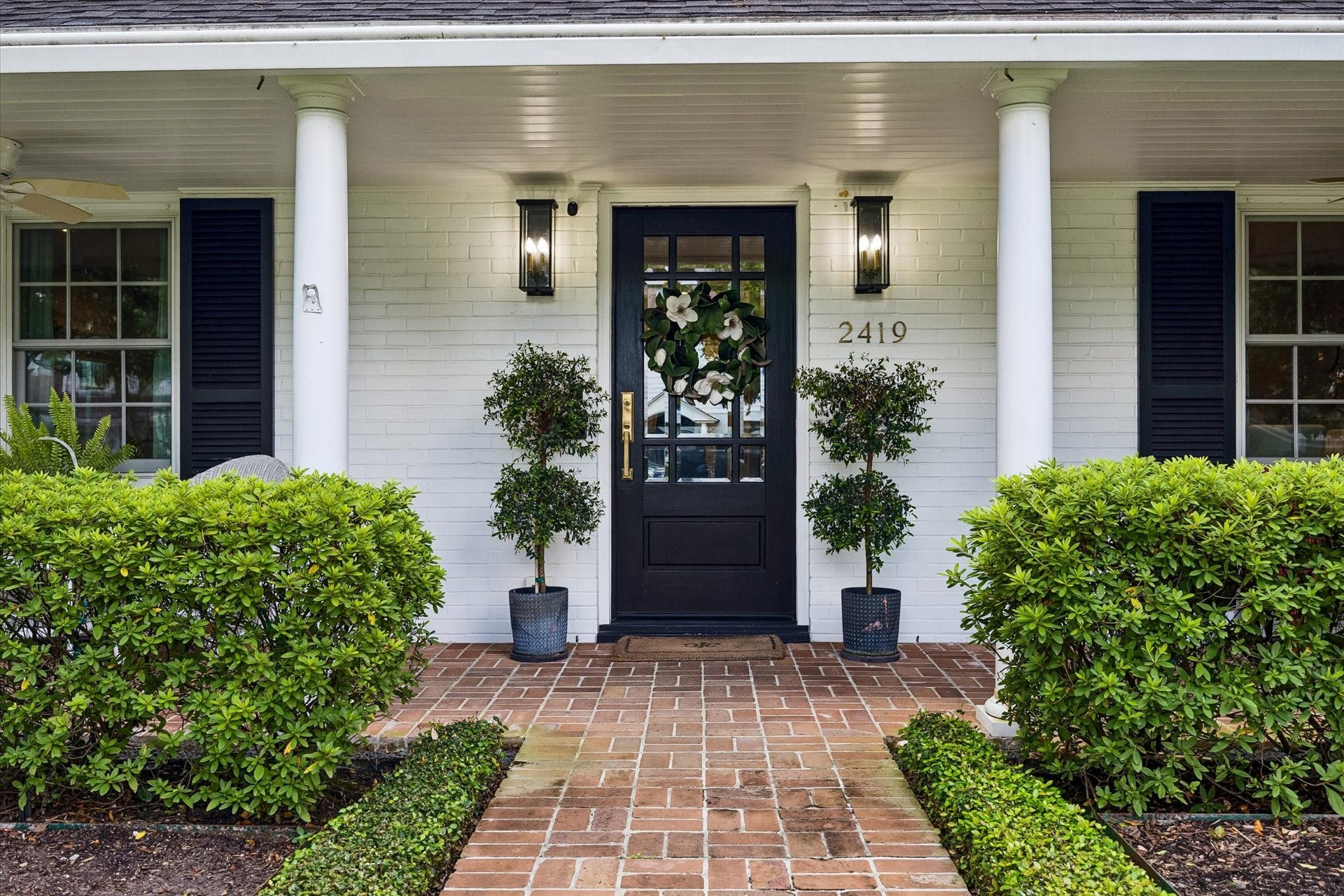2419 Avalon Place, Houston, TX 77019 2419 Avalon Place, Houston, TX 77019