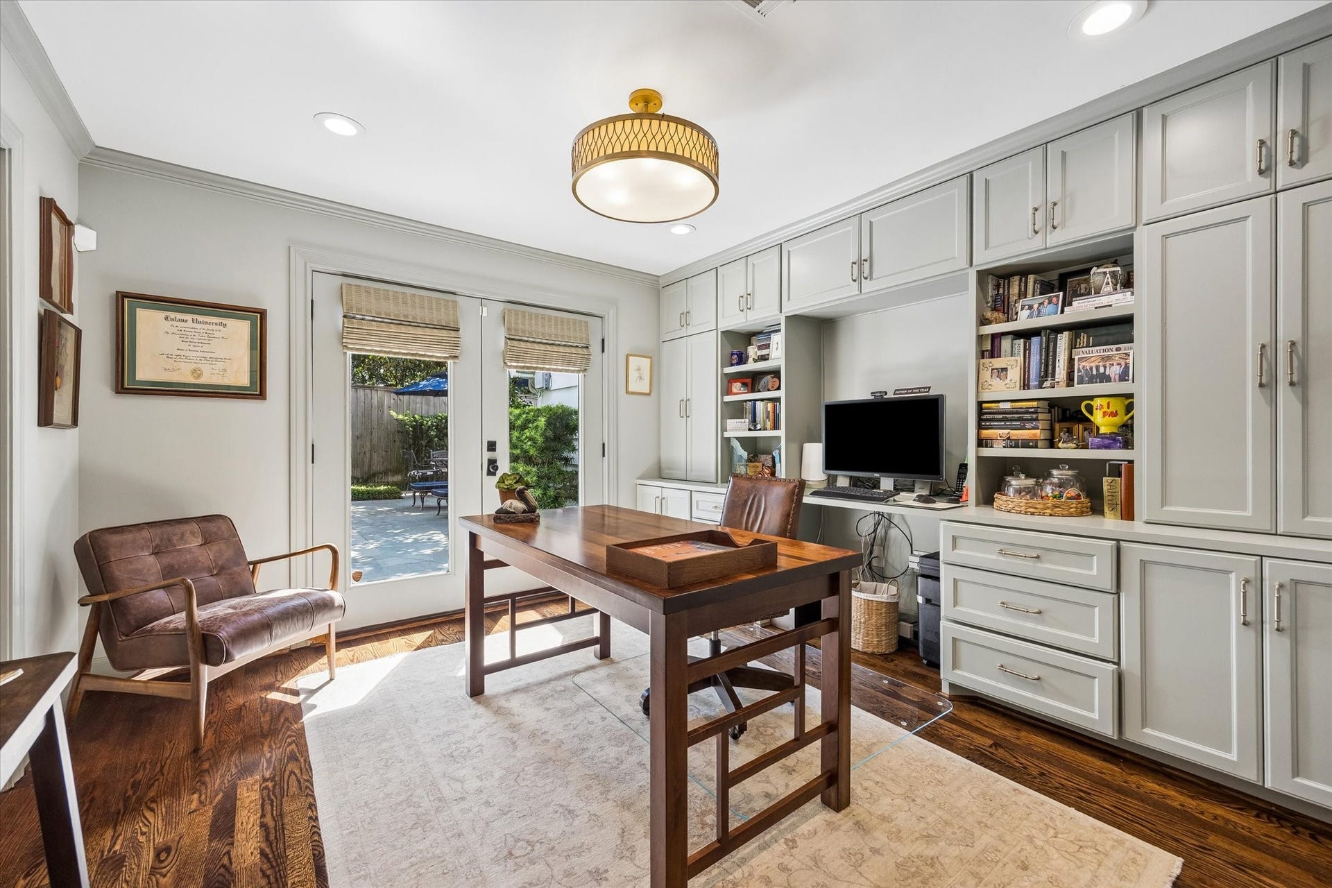 2419 Avalon Place, Houston, TX 77019 2419 Avalon Place, Houston, TX 77019