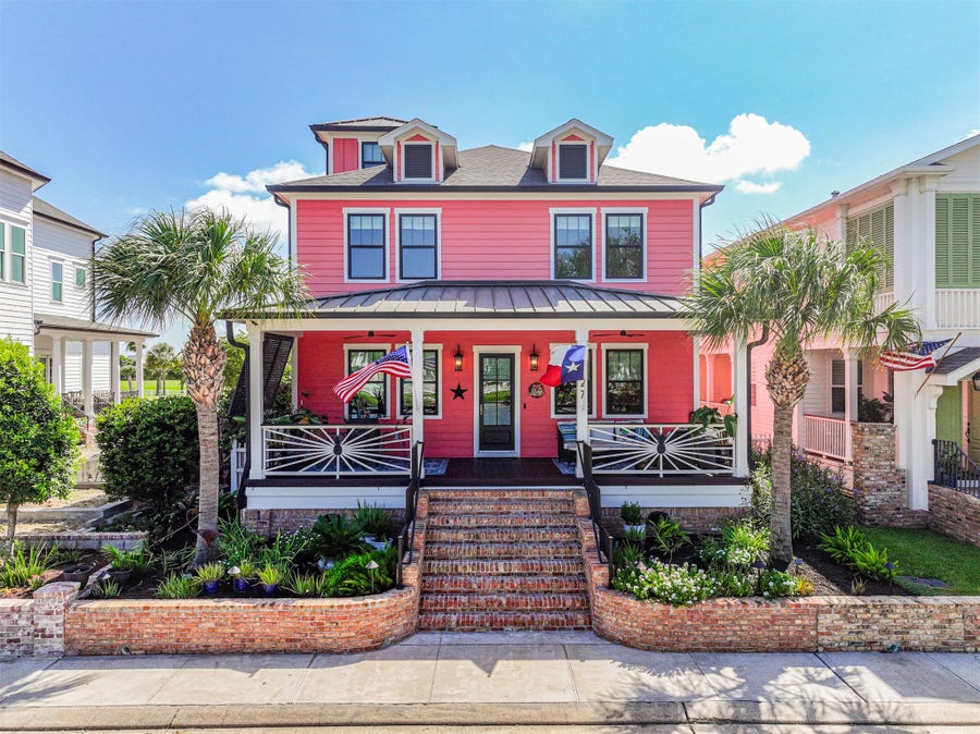 Property photo for 127 Island Passage, Galveston, TX
