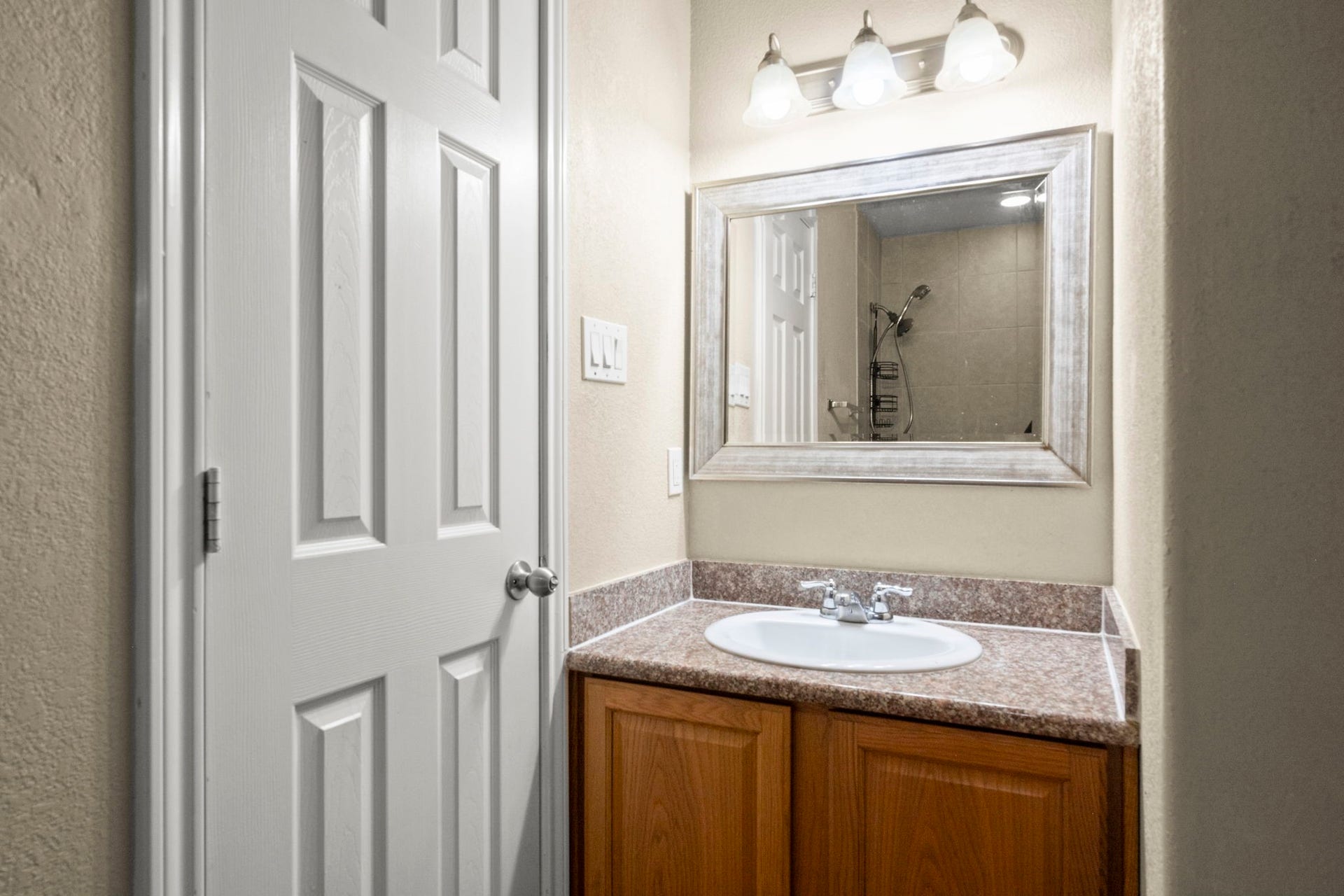 16807 Crestmont, Montgomery, TX 77316 16807 Crestmont, Montgomery, TX 77316