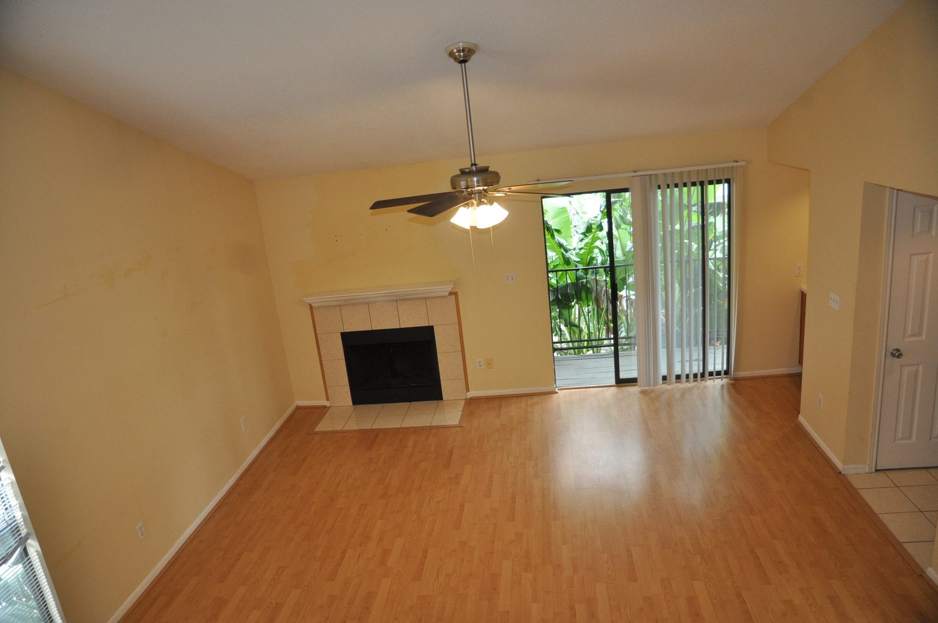 3754 Tanglewilde Street, #C16, Houston, TX 77063 3754 Tanglewilde Street, #C16, Houston, TX 77063