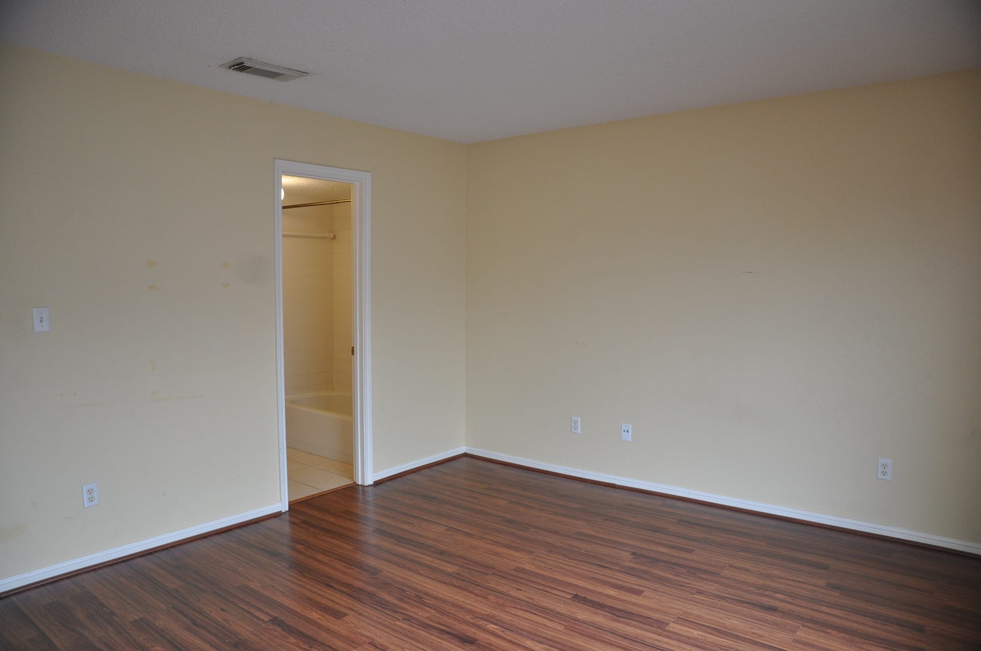 3754 Tanglewilde Street, #C16, Houston, TX 77063 3754 Tanglewilde Street, #C16, Houston, TX 77063