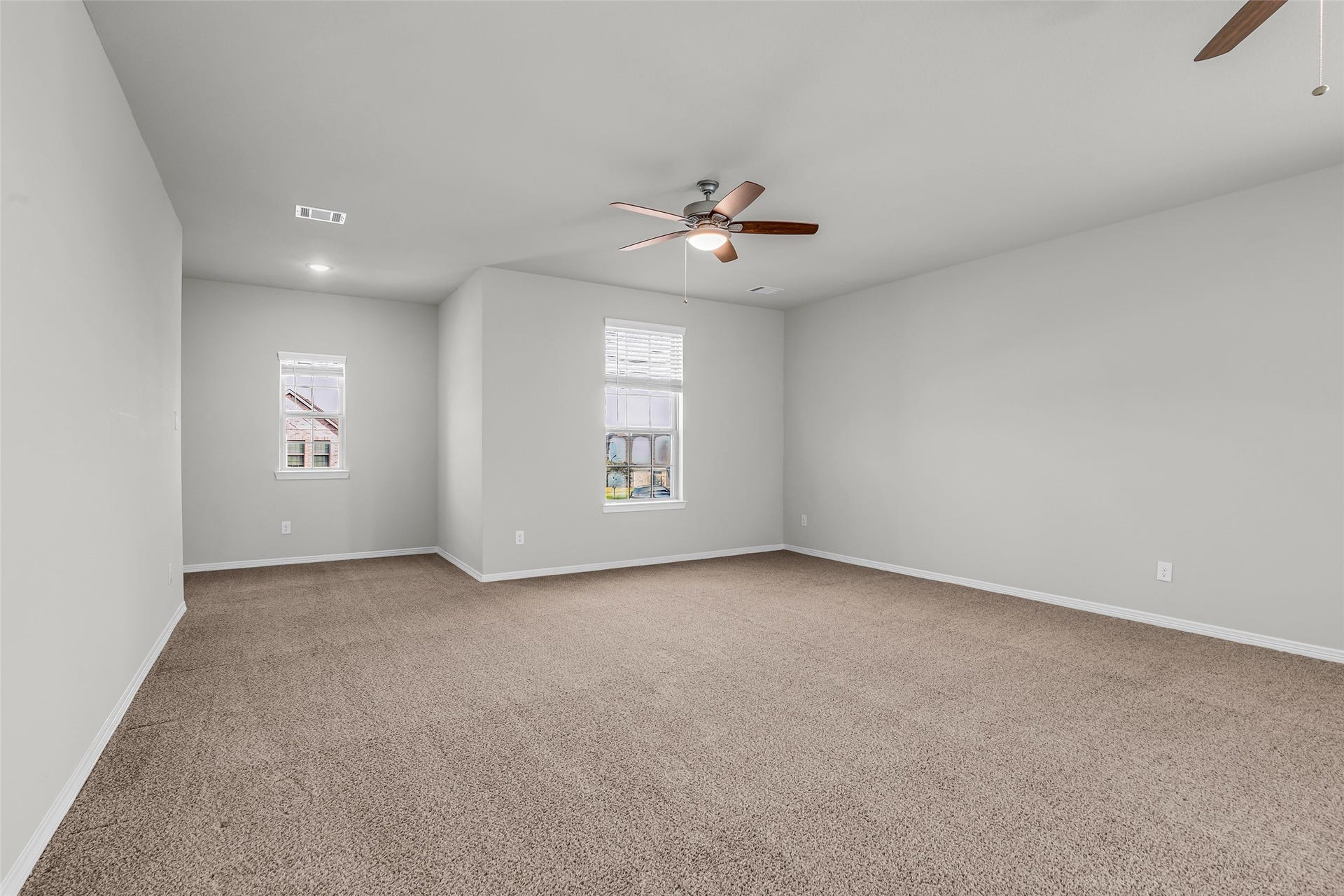 801 Bahia Bay Drive, Katy, TX 77493 Gameroom without the virtual staging.