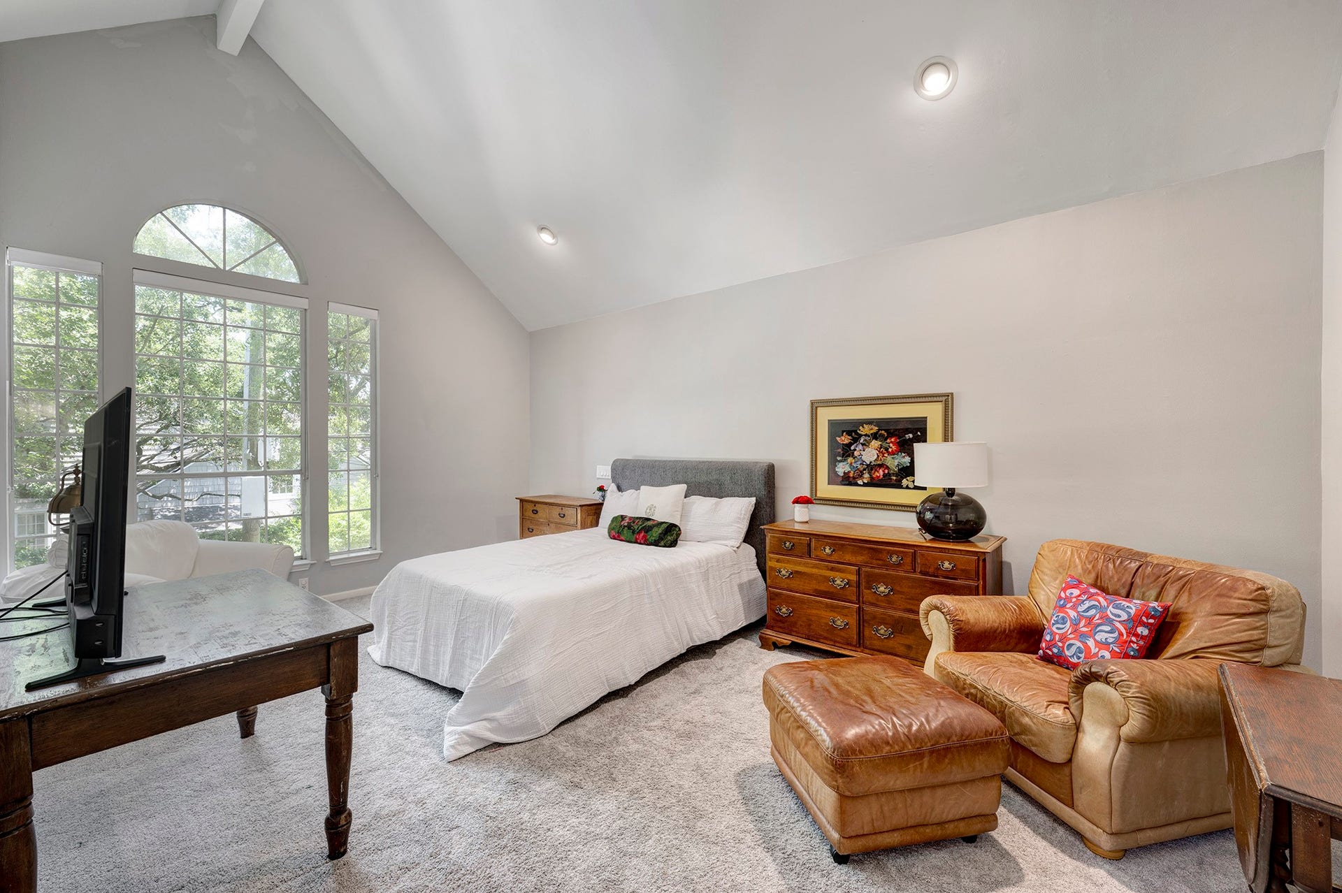 4904 Yoakum Boulevard, Houston, TX 77006 4904 Yoakum Boulevard, Houston, TX 77006