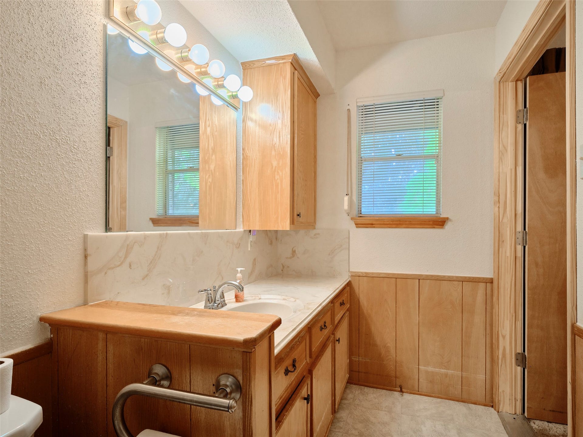 6611 Foerster School Road, Needville, TX 77461 6611 Foerster School Road, Needville, TX 77461