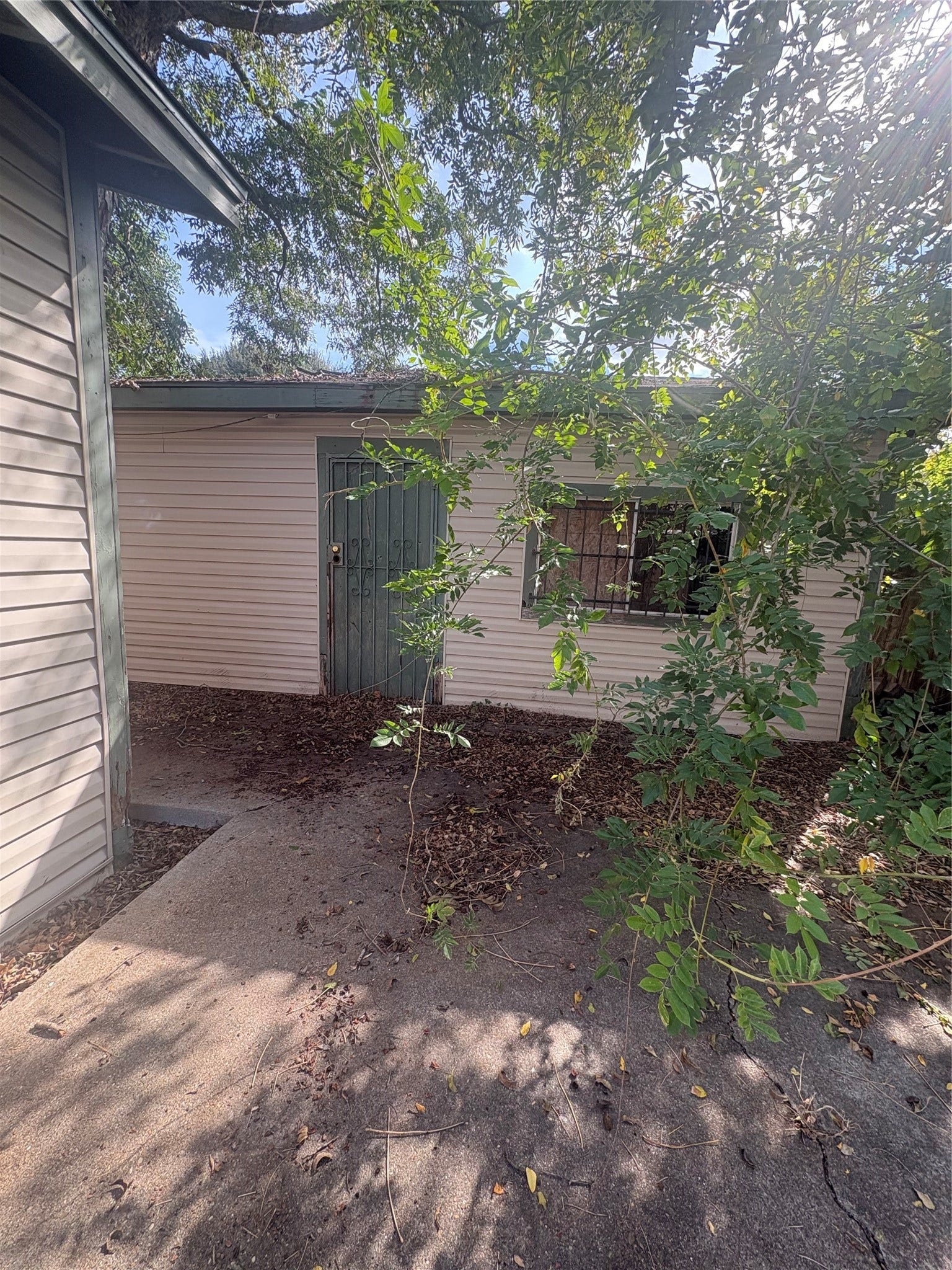 1709 Hussion Street, Houston, TX 77003 1709 Hussion Street, Houston, TX 77003