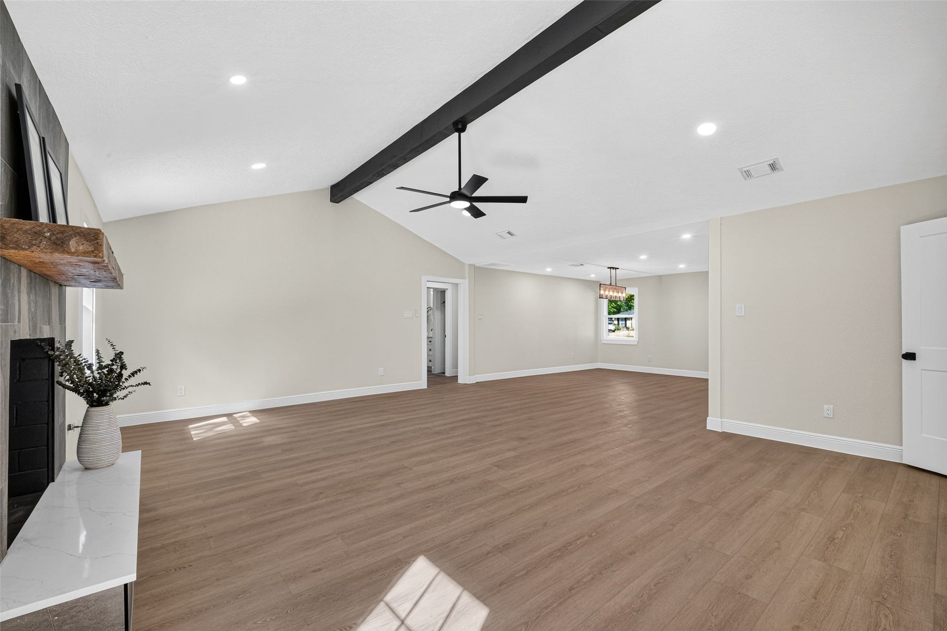903 Chetwood Circle, League City, TX 77573 903 Chetwood Circle, League City, TX 77573