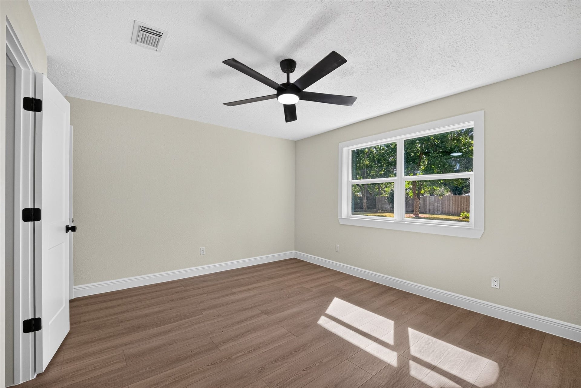 903 Chetwood Circle, League City, TX 77573 903 Chetwood Circle, League City, TX 77573