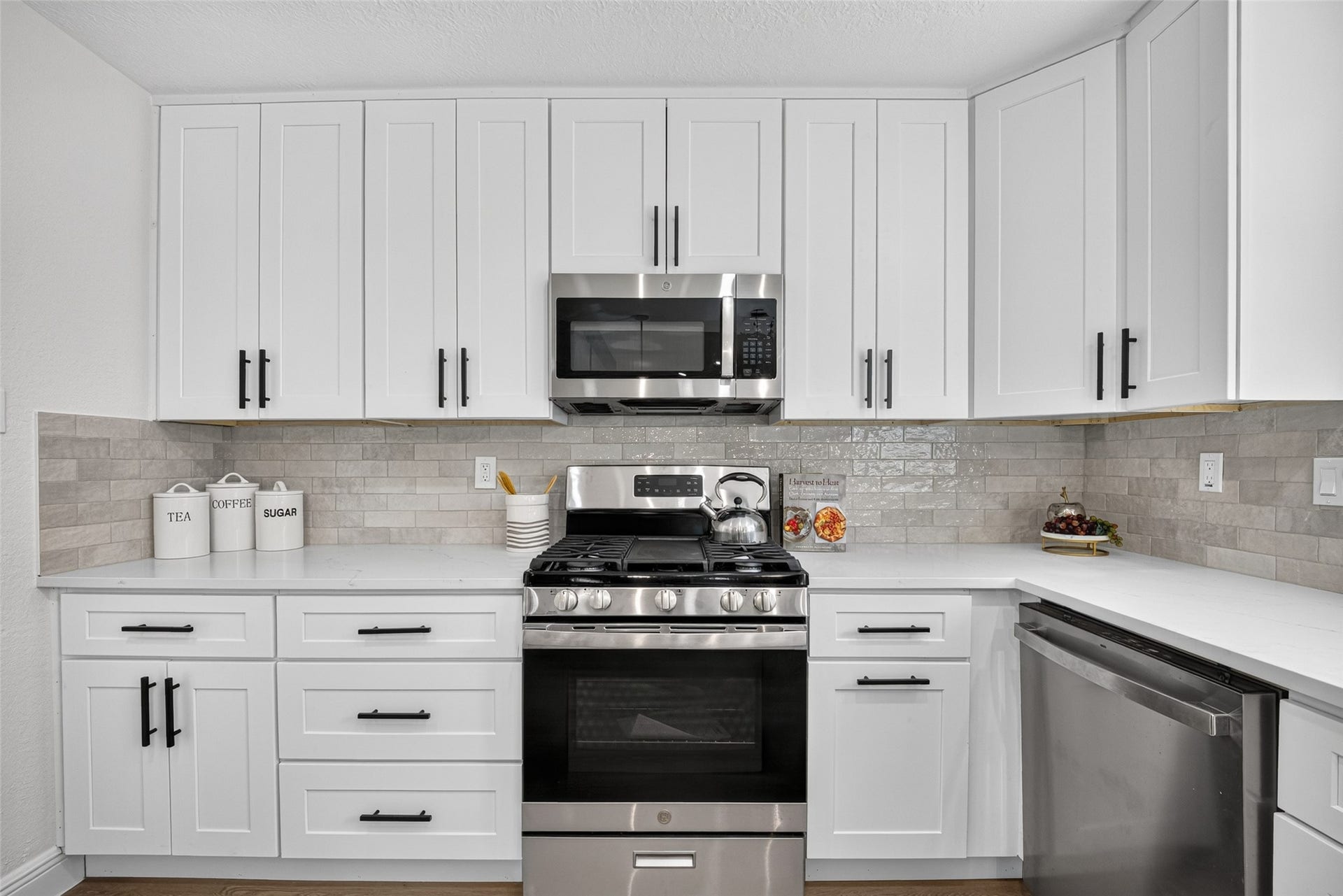 903 Chetwood Circle, League City, TX 77573 903 Chetwood Circle, League City, TX 77573
