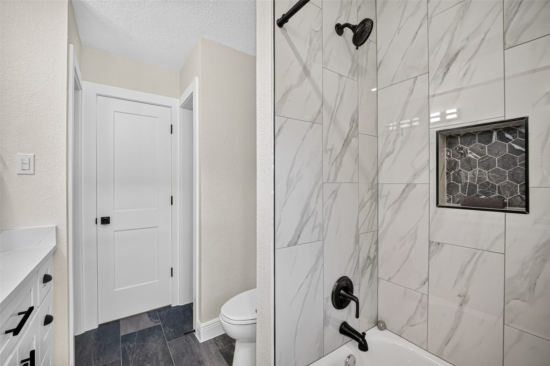 903 Chetwood Circle, League City, TX 77573 903 Chetwood Circle, League City, TX 77573