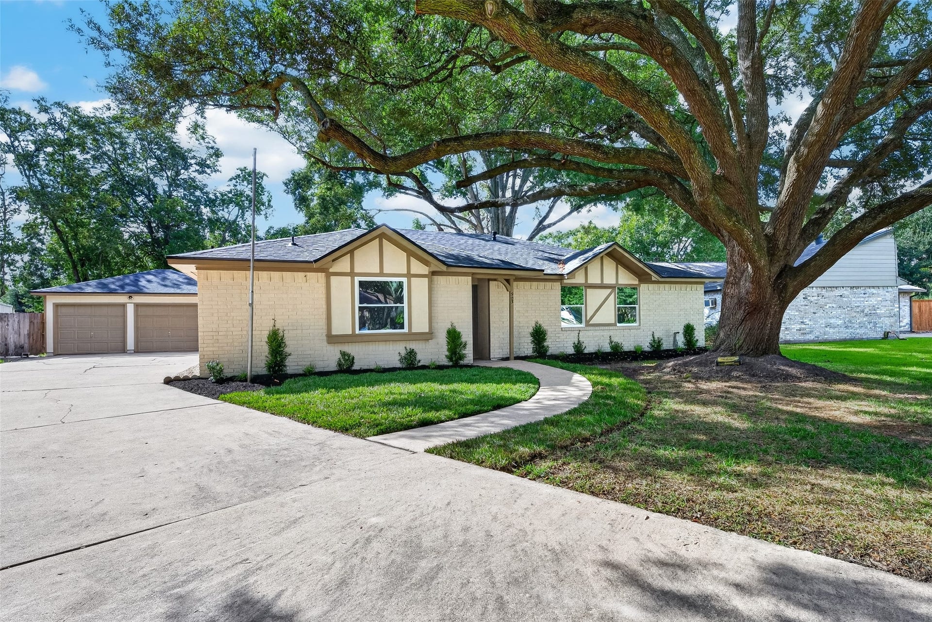 903 Chetwood Circle, League City, TX 77573 903 Chetwood Circle, League City, TX 77573