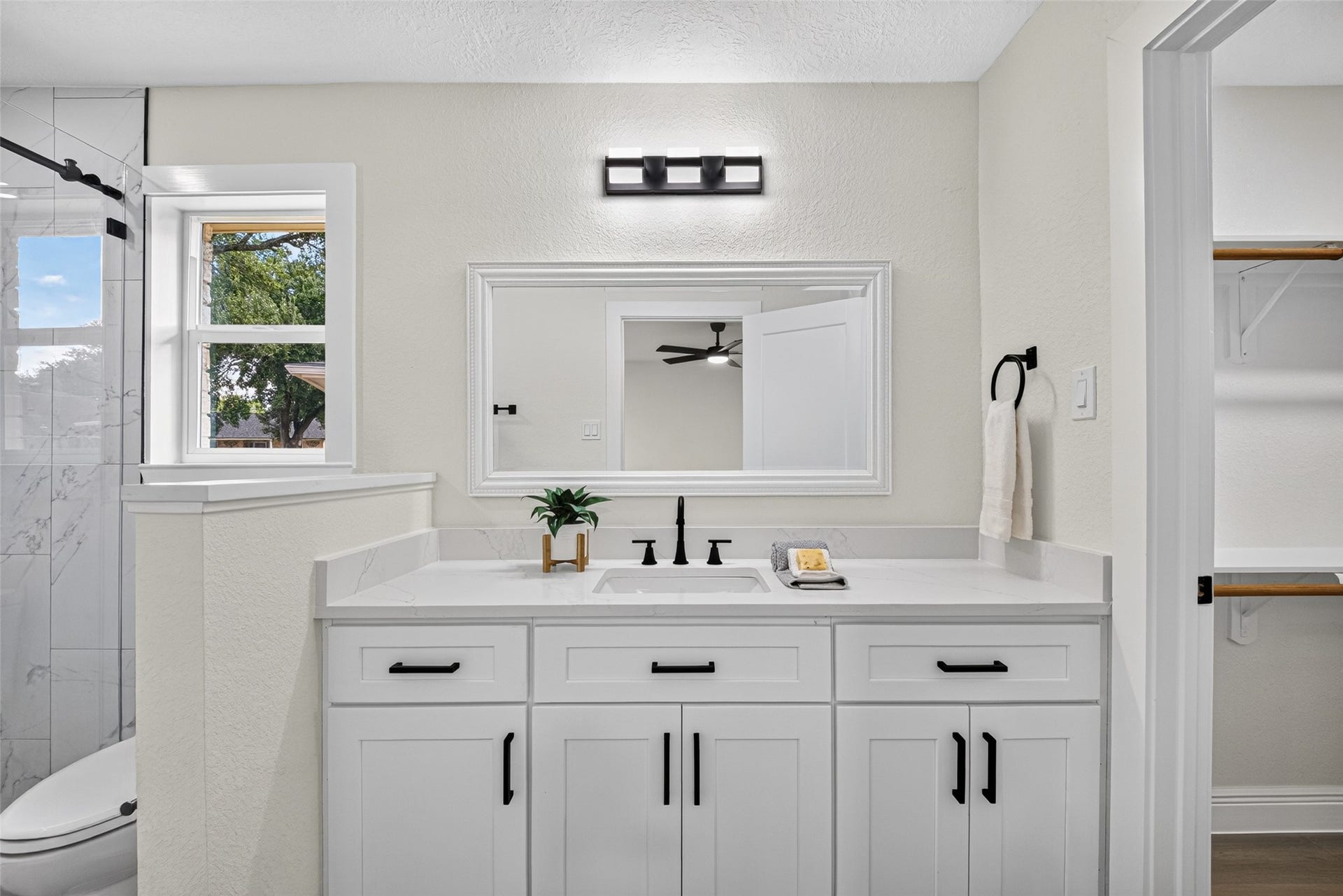 903 Chetwood Circle, League City, TX 77573 903 Chetwood Circle, League City, TX 77573