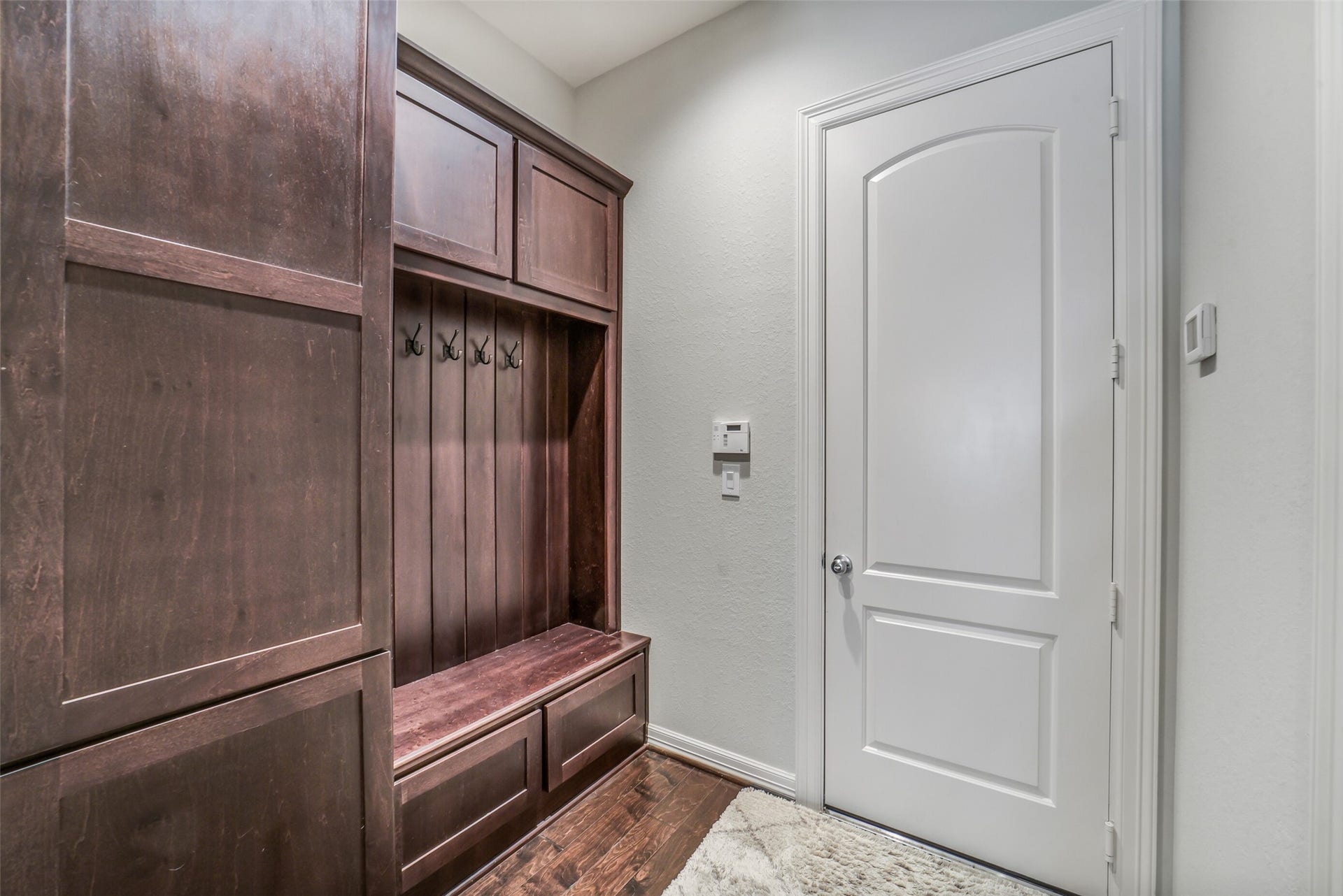 2721 Saddlehorn Trail, Katy, TX 77494 The perfect family drop zone, this mudroom offers built-in lockers, ample storage, and direct access to both the kitchen and garage.