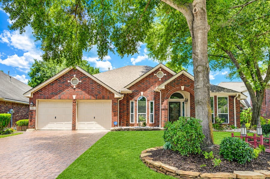 Property photo for 15831 Laurel Cove, Tomball, TX