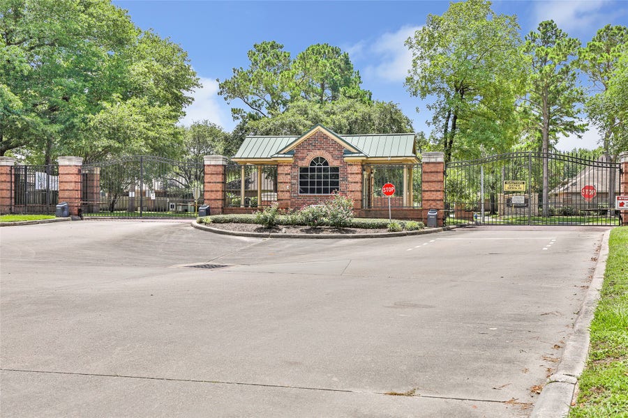 Property photo for 2815 Kings Crossing Drive, #219, Houston, TX