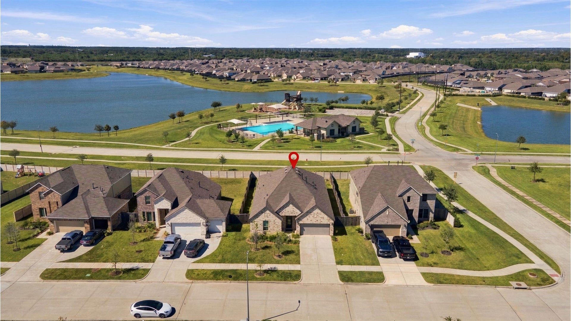 4511 Aspen Colony Lane, Baytown, TX 77521 Clubhouse / HOA amenities right behind your home