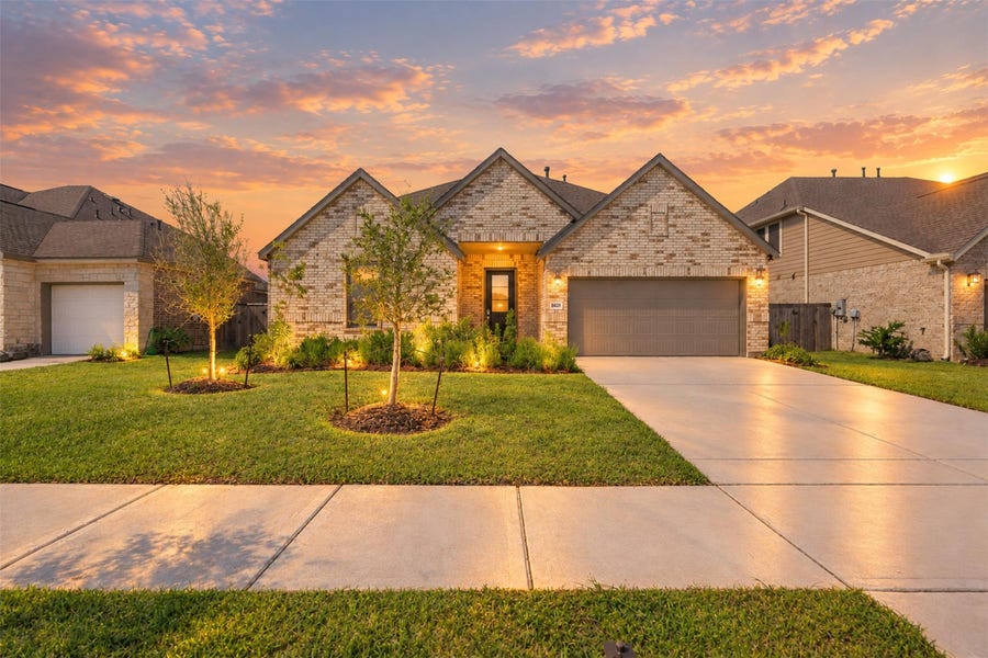 Property photo for 4511 Aspen Colony Lane, Baytown, TX