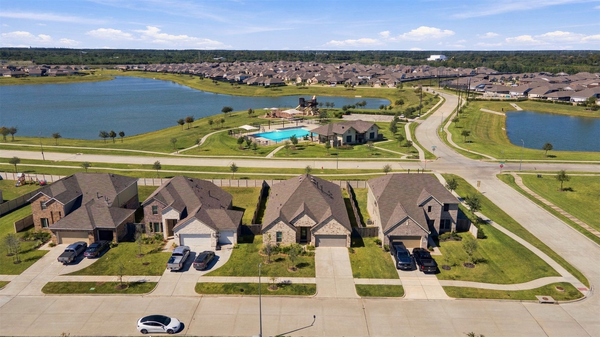 4511 Aspen Colony Lane, Baytown, TX 77521 4511 Aspen Colony Lane, Baytown, TX 77521