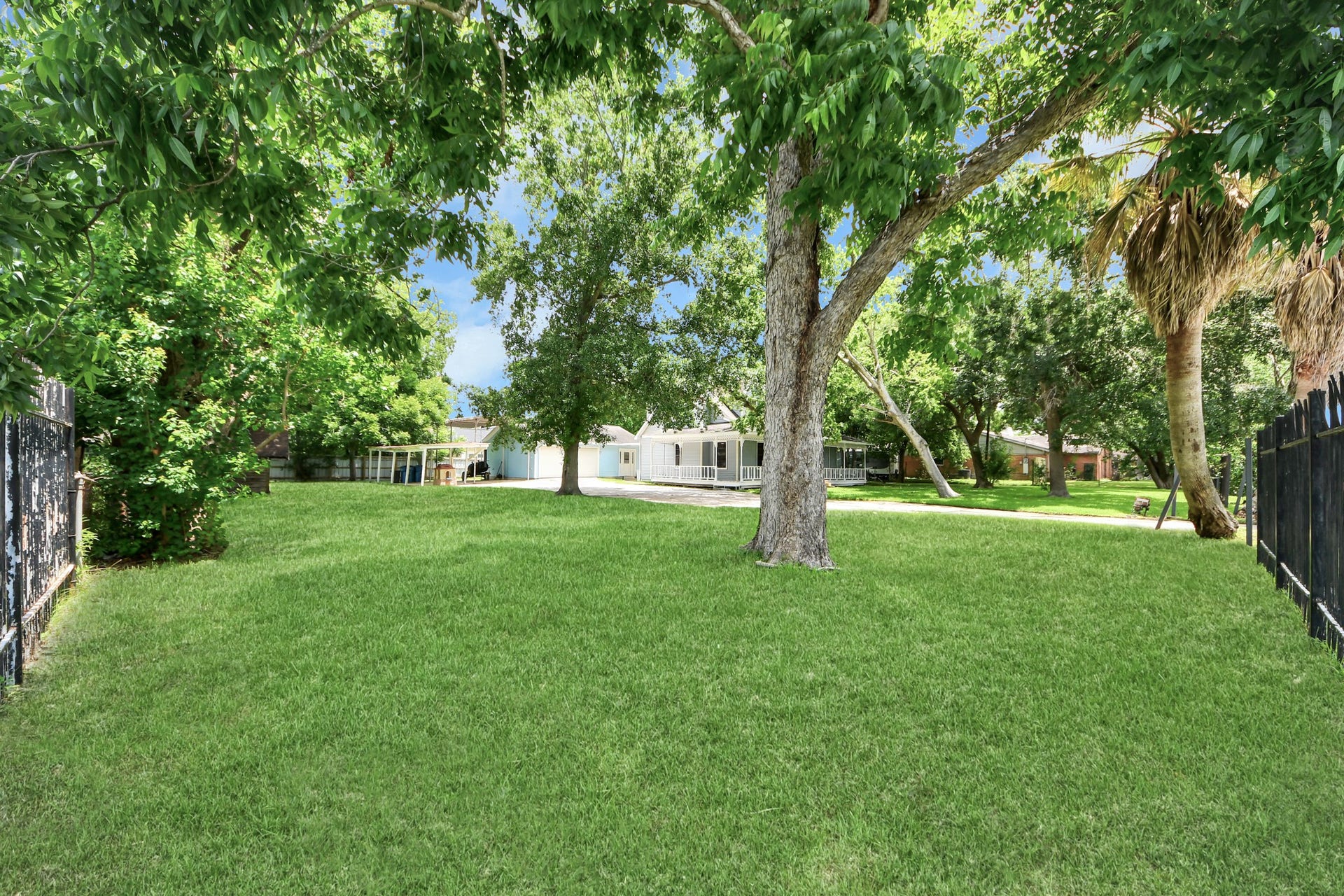 1111 Avenue J Avenue, South Houston, TX 77587 1111 Avenue J Avenue, South Houston, TX 77587