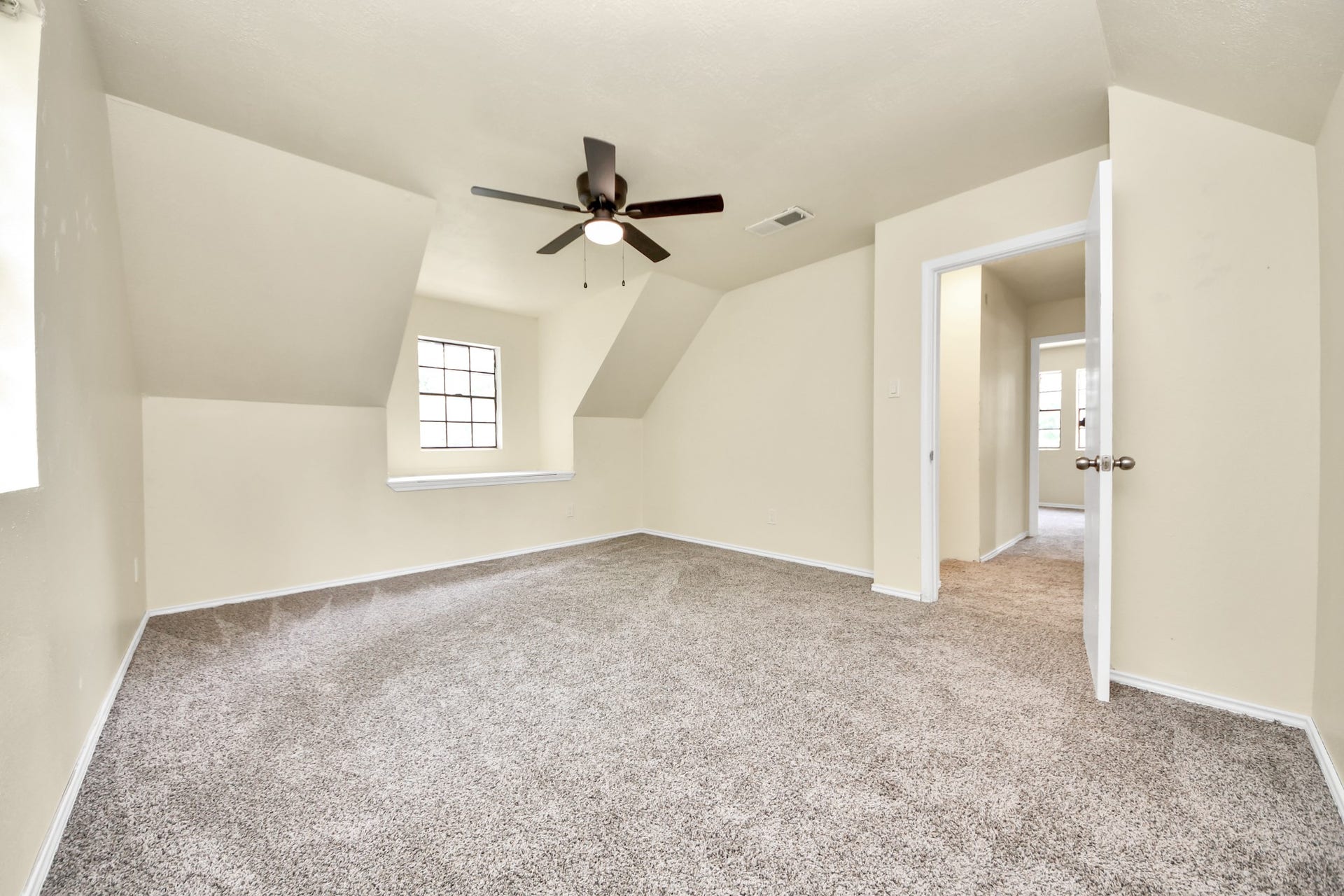 1111 Avenue J Avenue, South Houston, TX 77587 1111 Avenue J Avenue, South Houston, TX 77587
